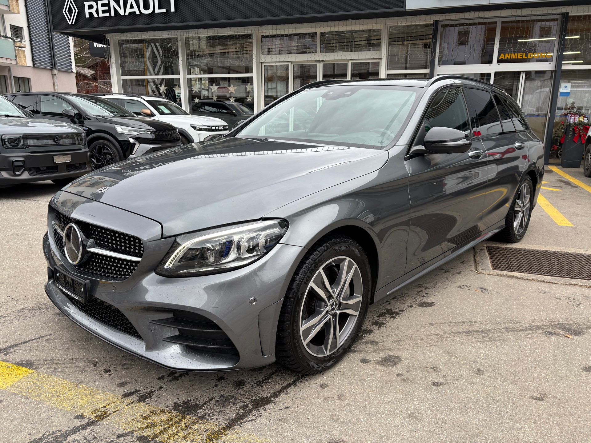MERCEDES-BENZ C 200 Swiss Star AMG L.4M