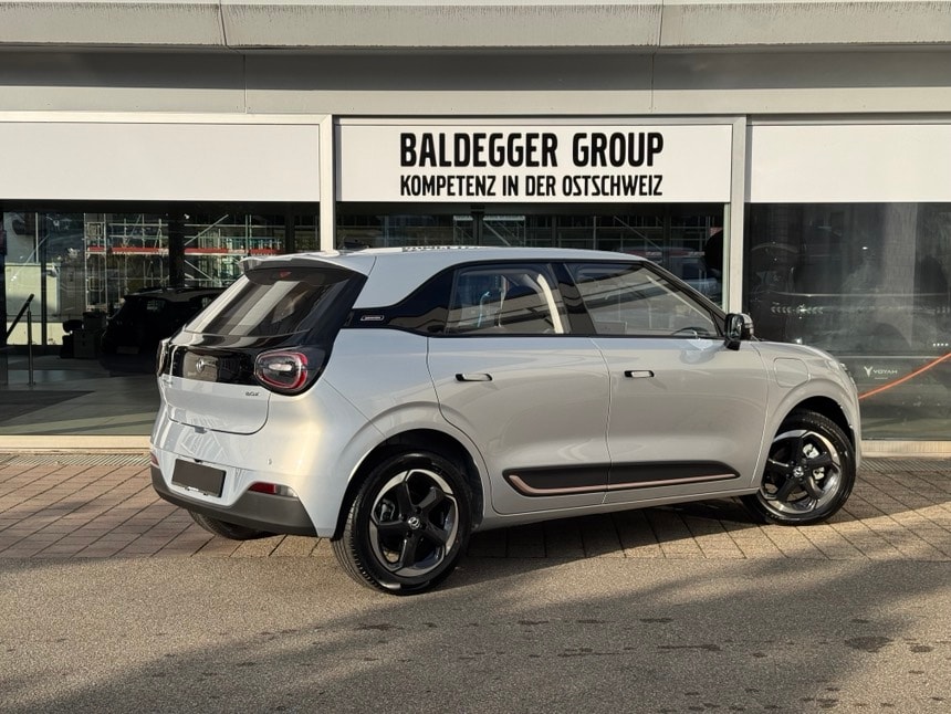 DONGFENG Box Electric-showroom-element-1