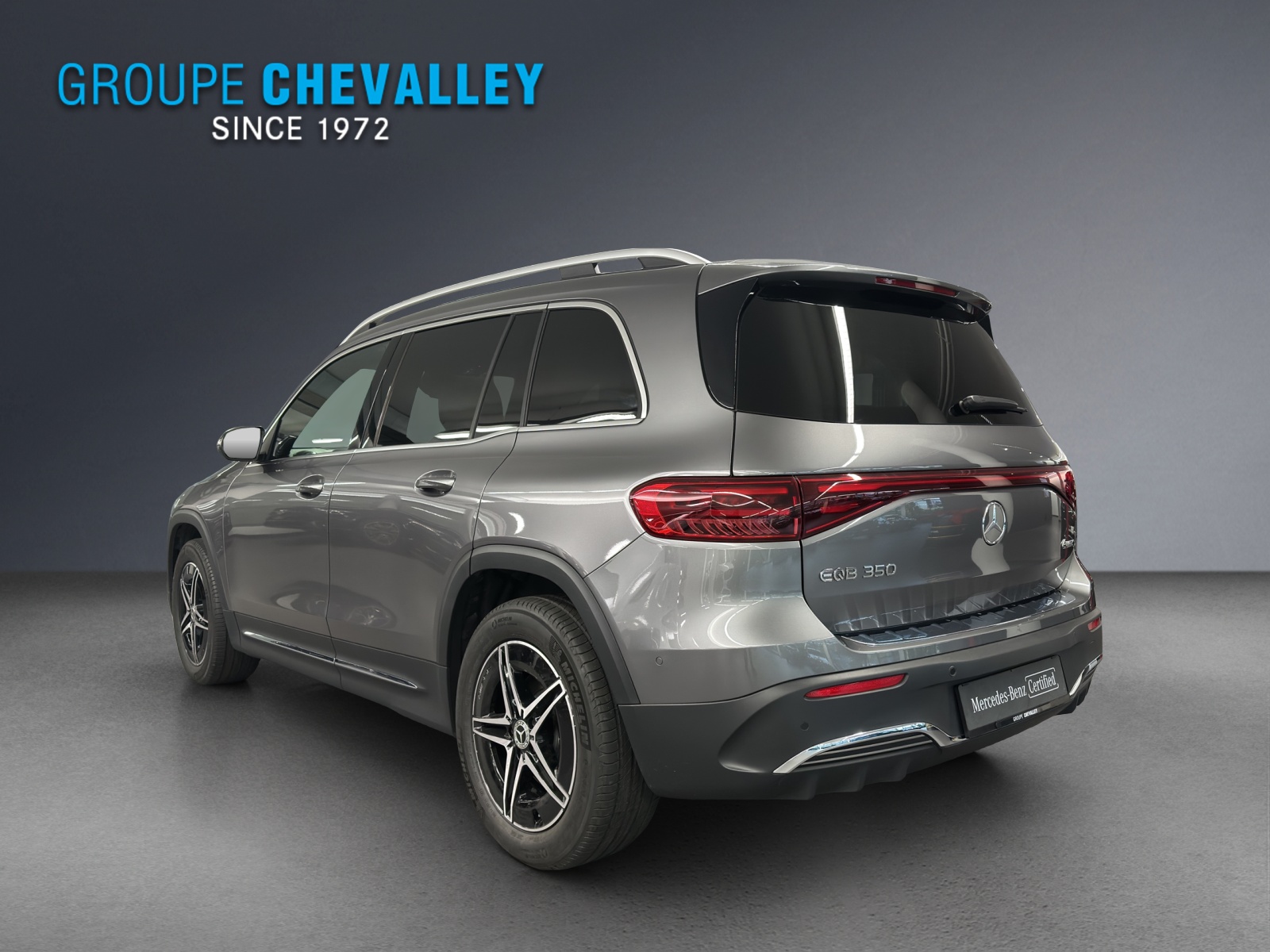 MERCEDES-BENZ EQB 350 4M Swiss Star-showroom-element-2