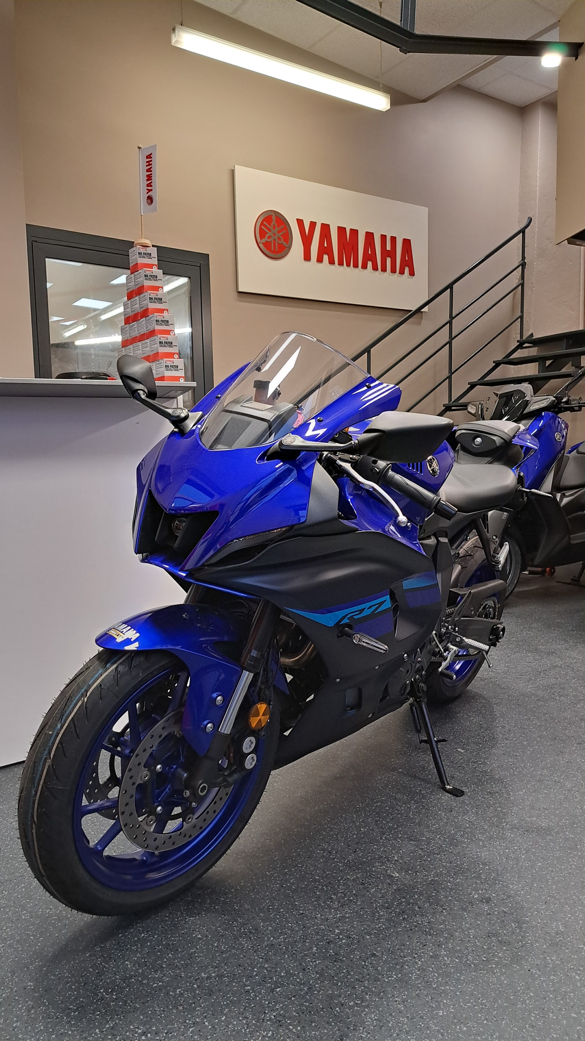 YAMAHA YZF-R7-image-1