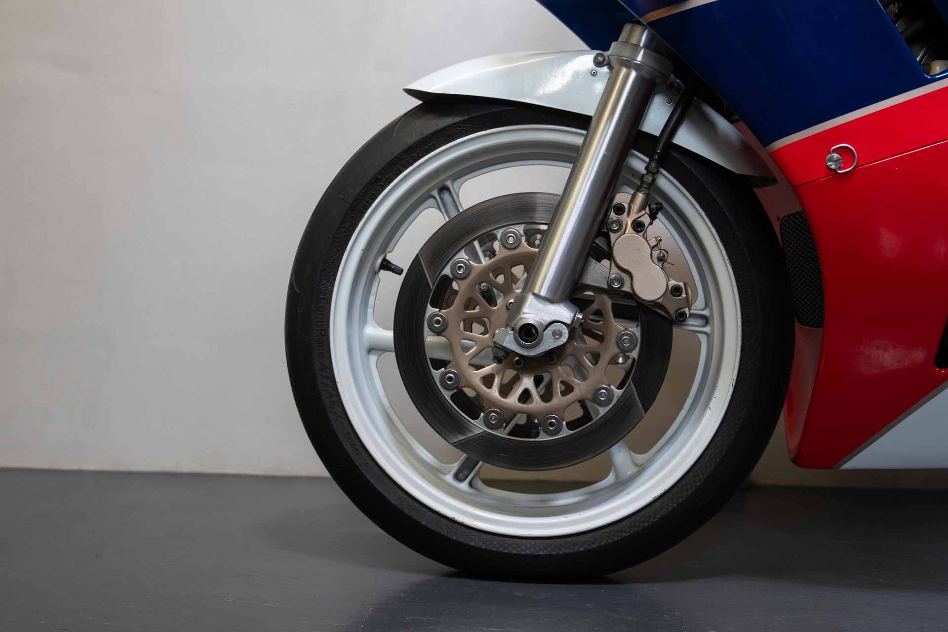 HONDA VFR 750 R-image-5