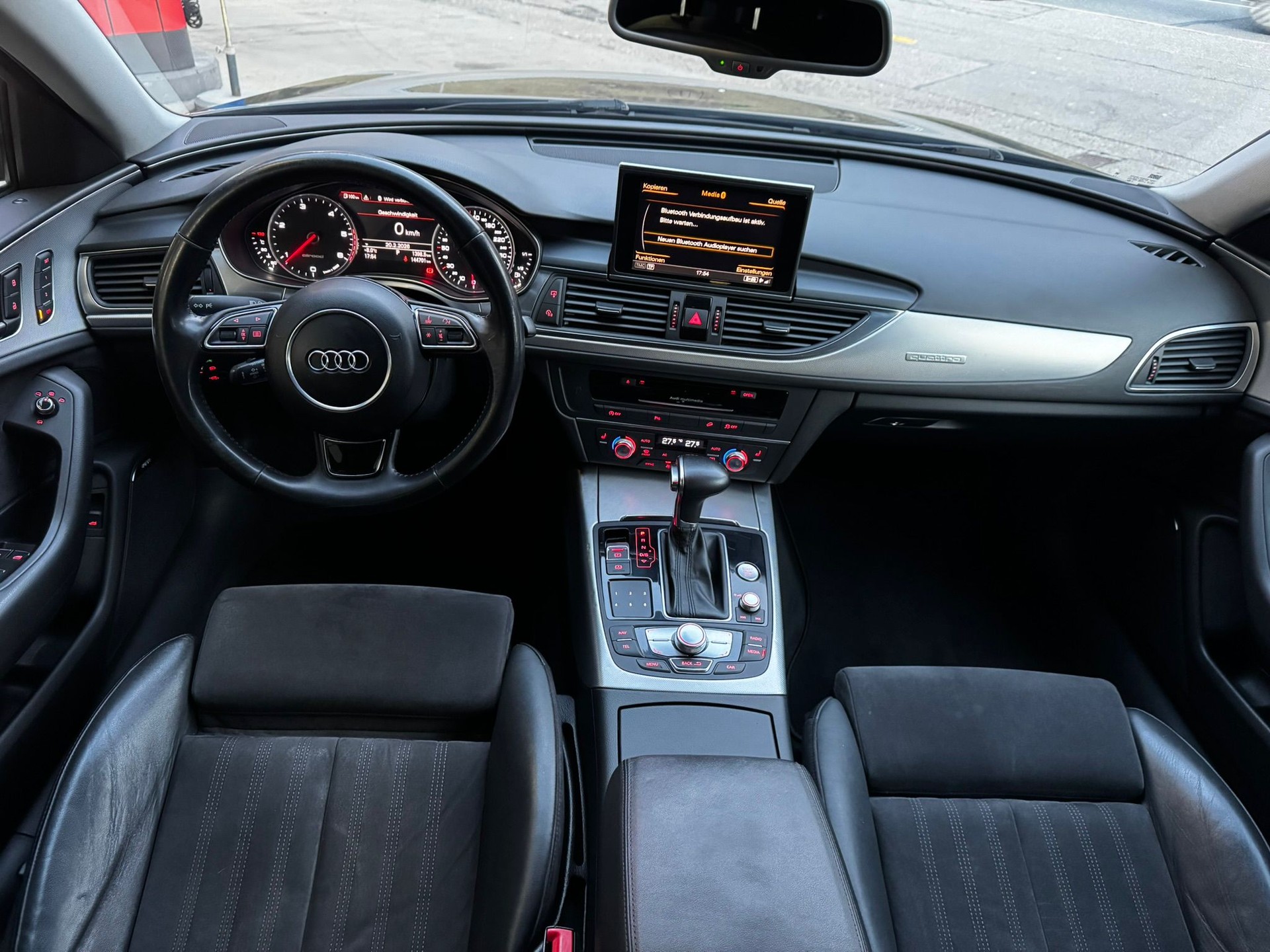 AUDI A6 allroad 3.0 TDI V6 quattro S-tronic-image-9