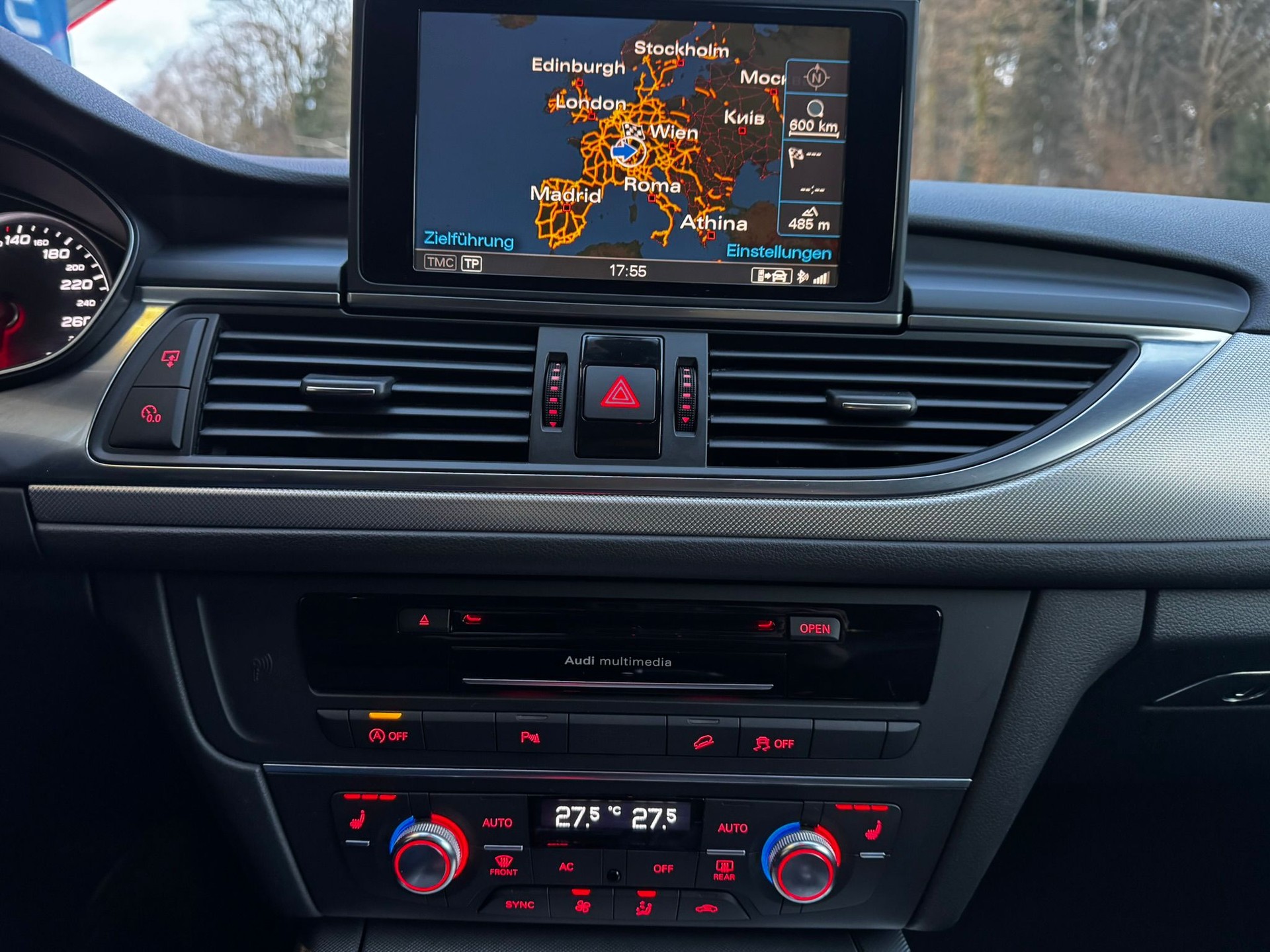 AUDI A6 allroad 3.0 TDI V6 quattro S-tronic-image-13