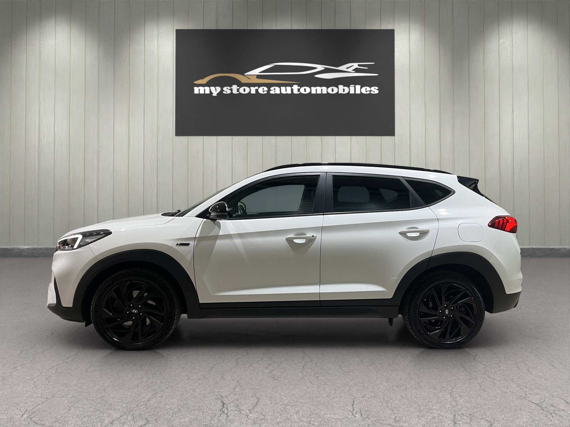 HYUNDAI Tucson 2.0 CRDI N-Line Mild Hybrid 4WD Automatic-image-4
