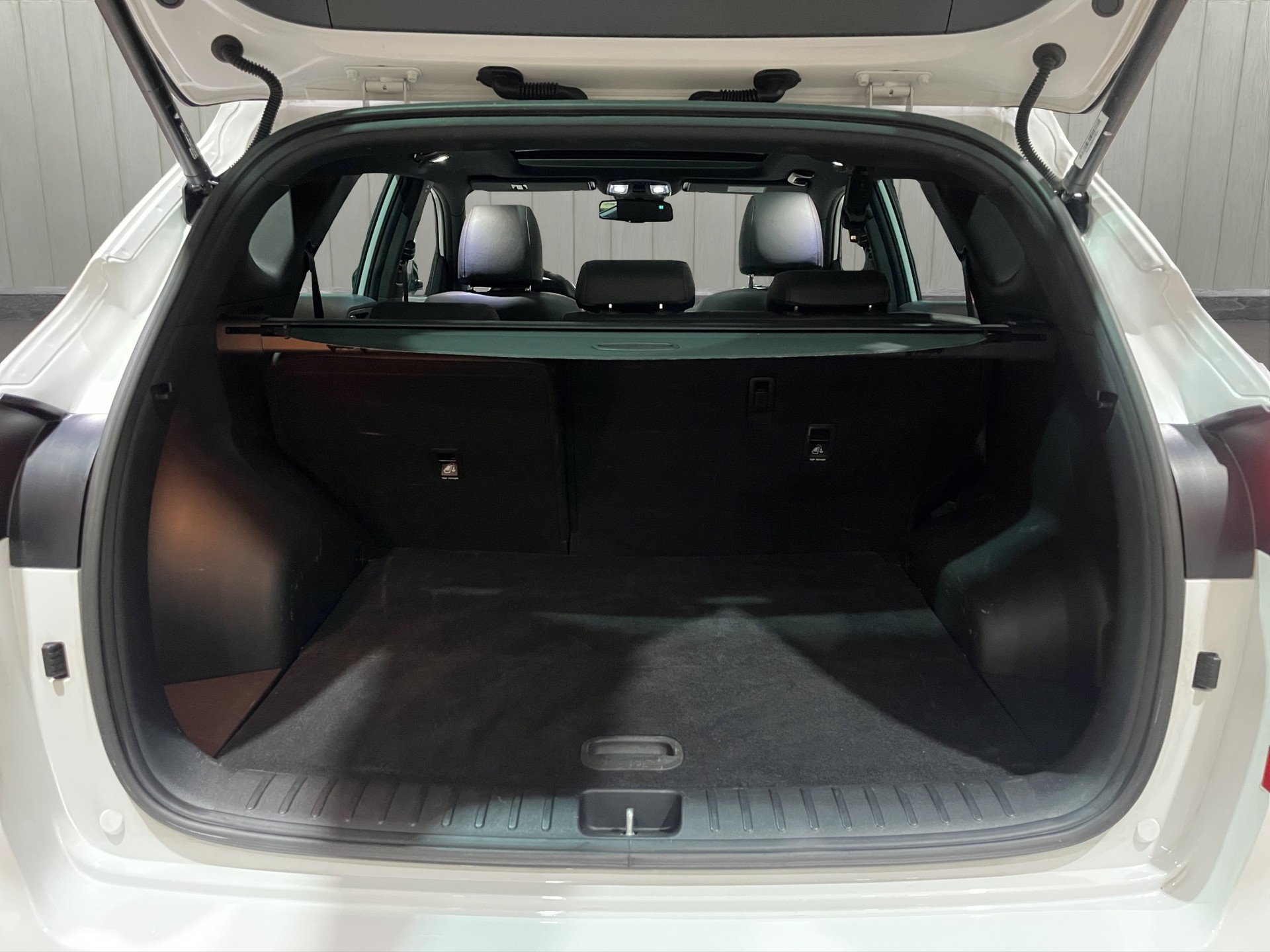 HYUNDAI Tucson 2.0 CRDI N-Line Mild Hybrid 4WD Automatic-image-14