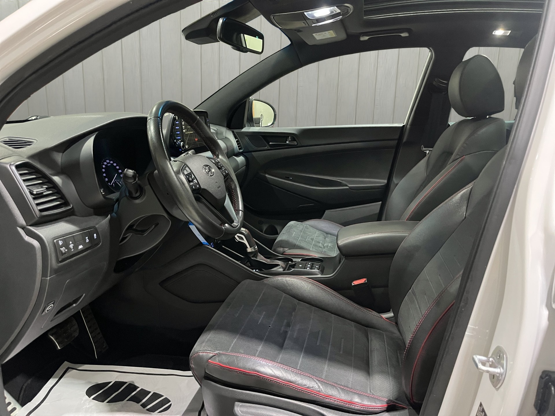 HYUNDAI Tucson 2.0 CRDI N-Line Mild Hybrid 4WD Automatic-image-11