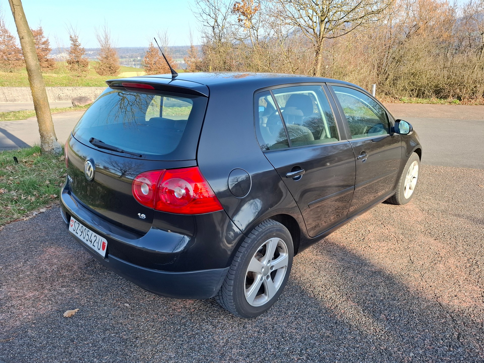 VW Golf 1.6 Trendline-image-5