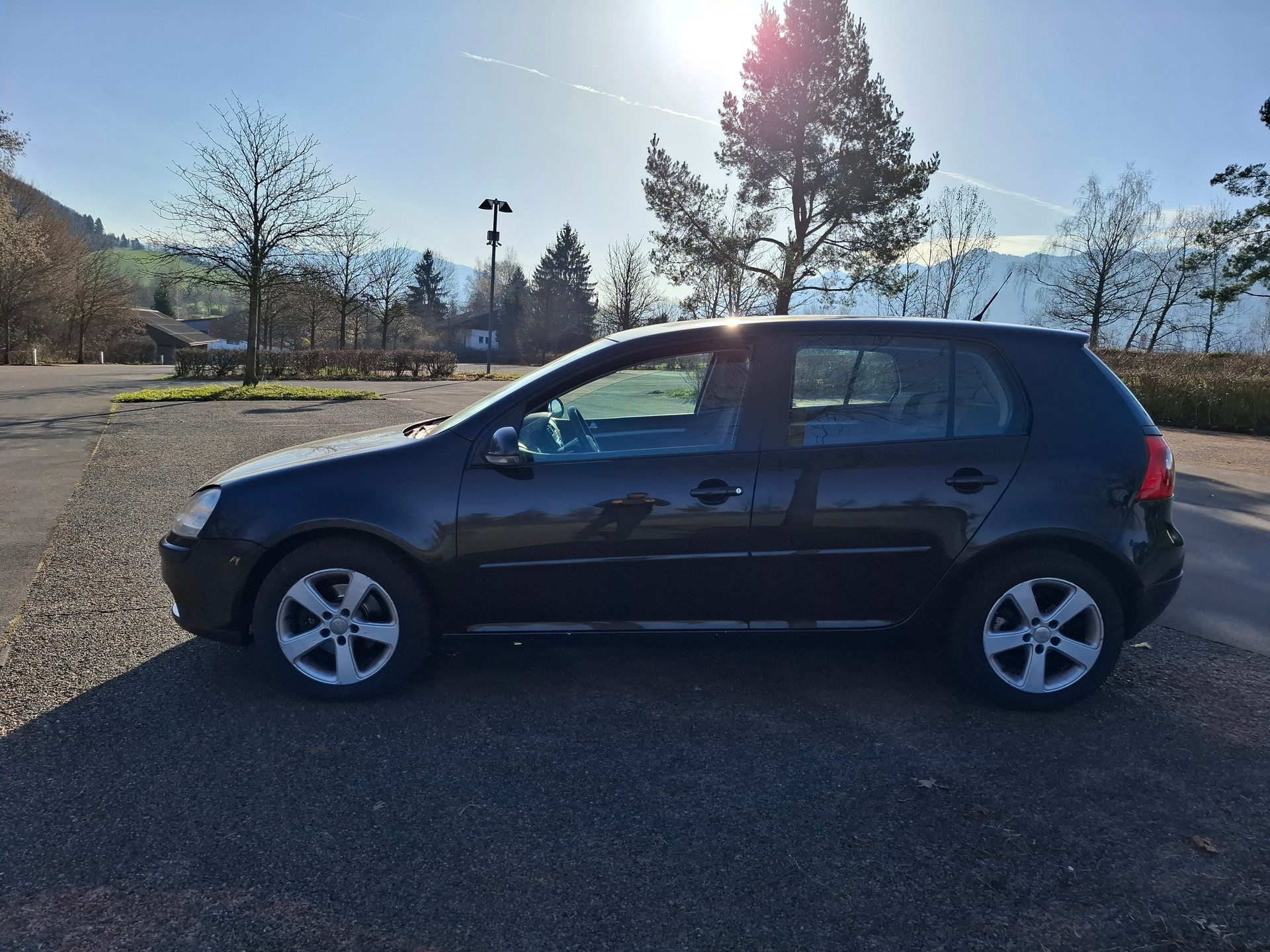VW Golf 1.6 Trendline-image-3