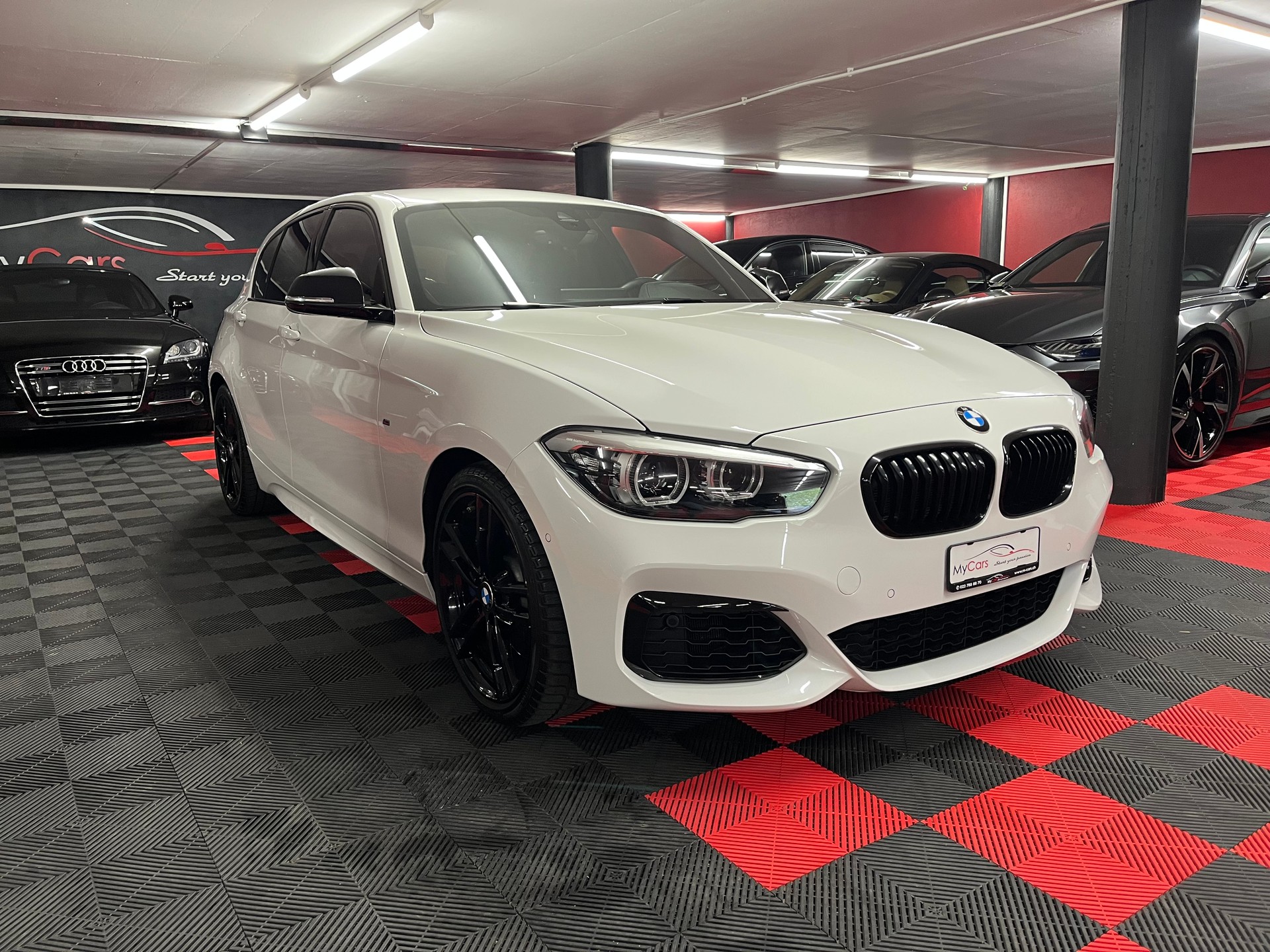 BMW M140i xDrive Steptronic