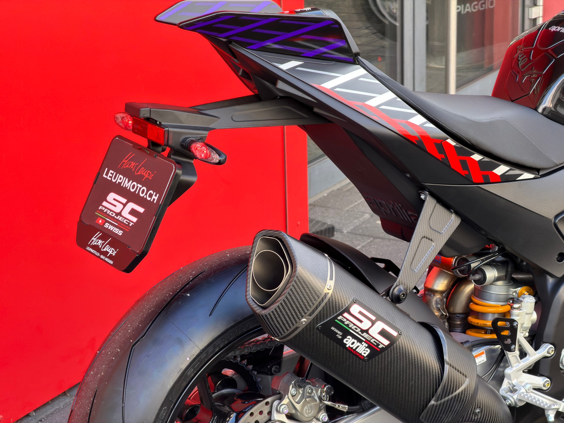 APRILIA Tuono V4 1100 E5+ Factory-image-13