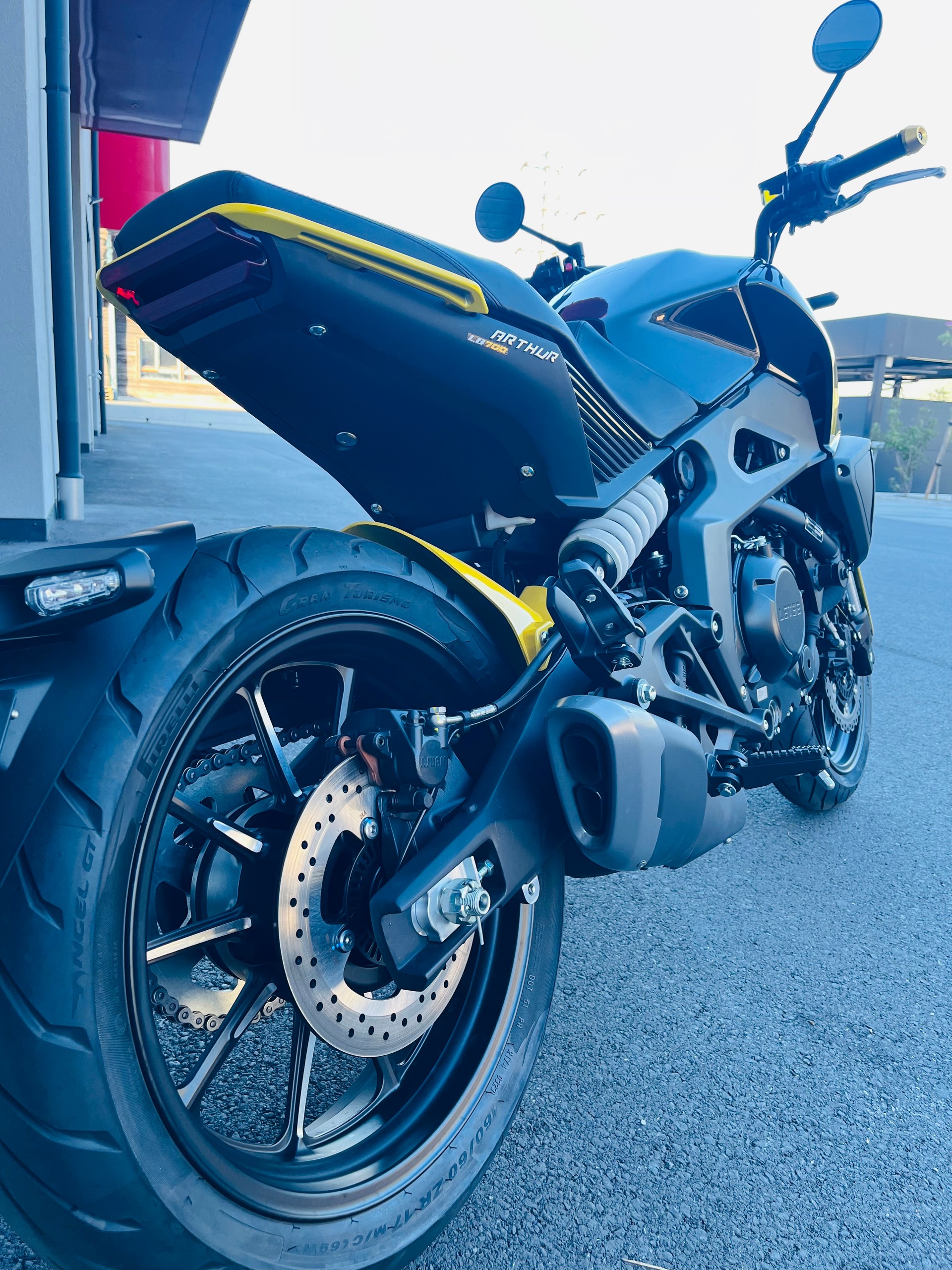 LETBE 700cc-image-4