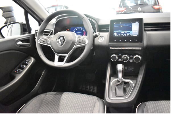 RENAULT Clio 1.3 Intens EDC-showroom-element-3