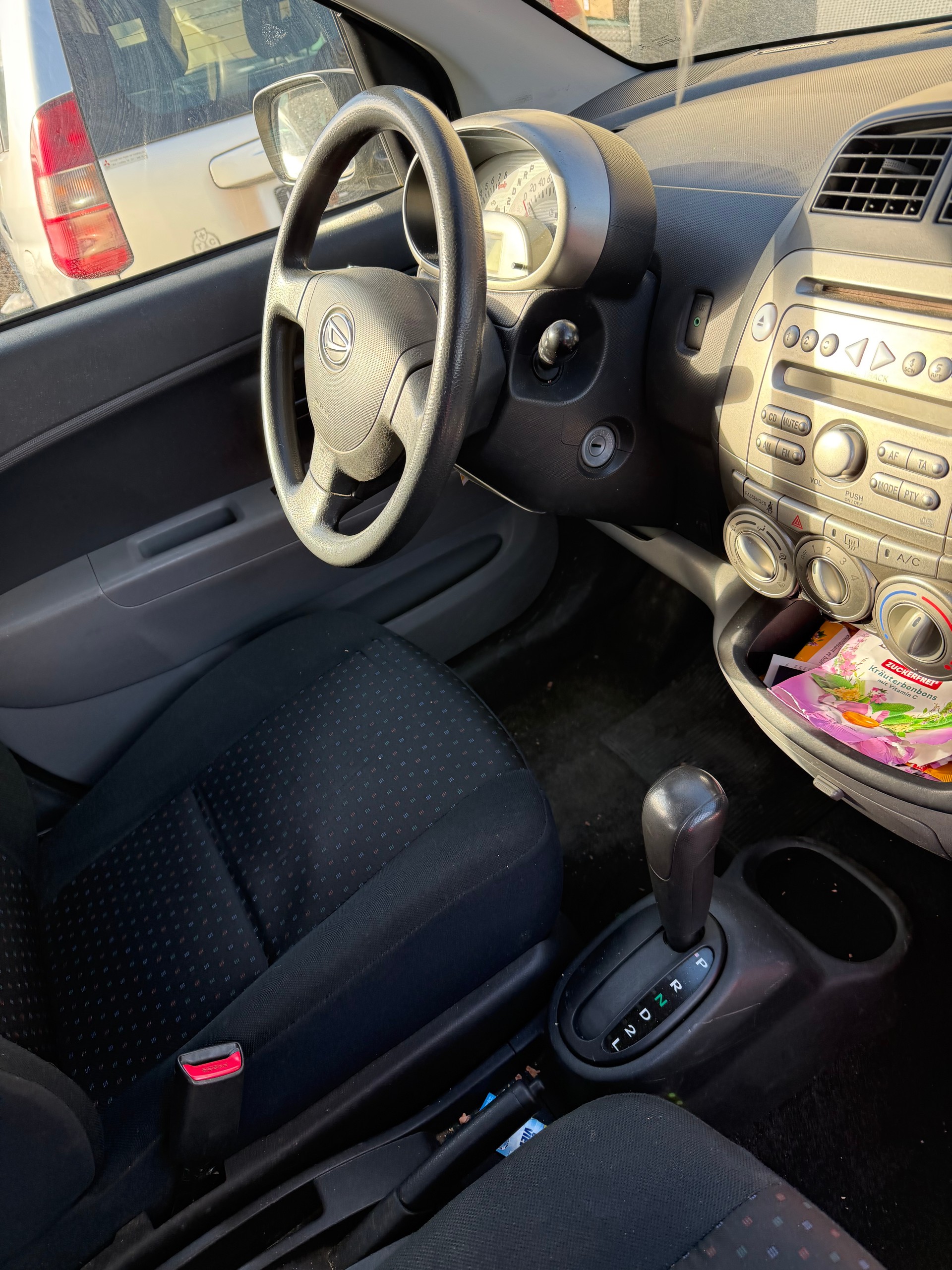 DAIHATSU SIRION-image-4