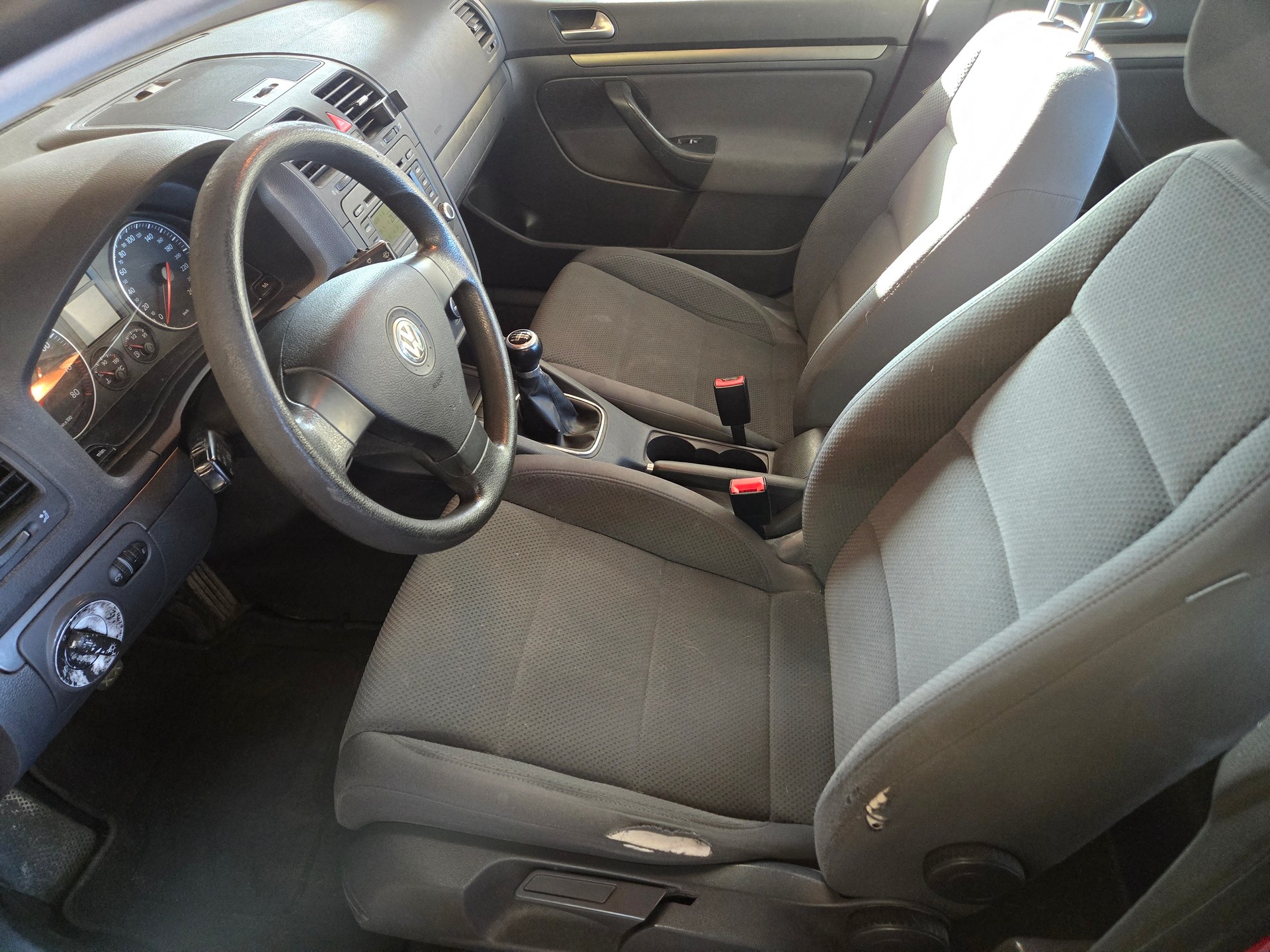 VW Golf 2.0 FSI Comfortline 4Motion-image-14