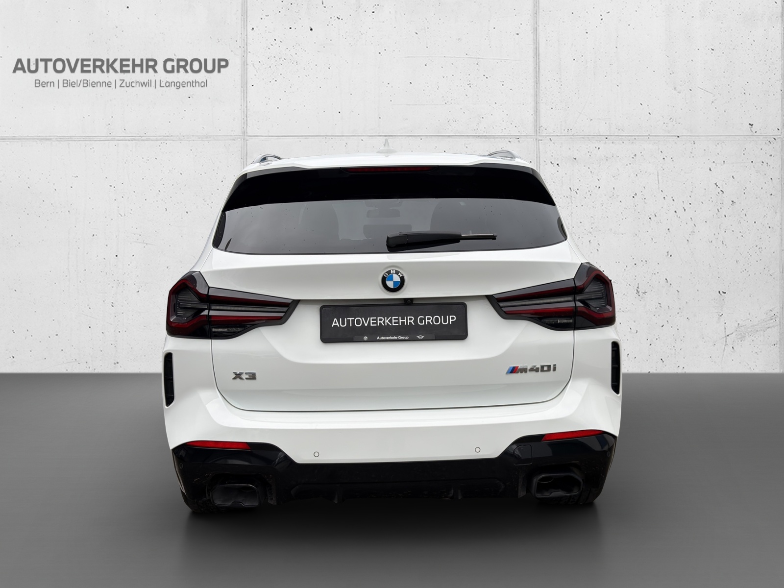 BMW X3 M40i-showroom-element-3