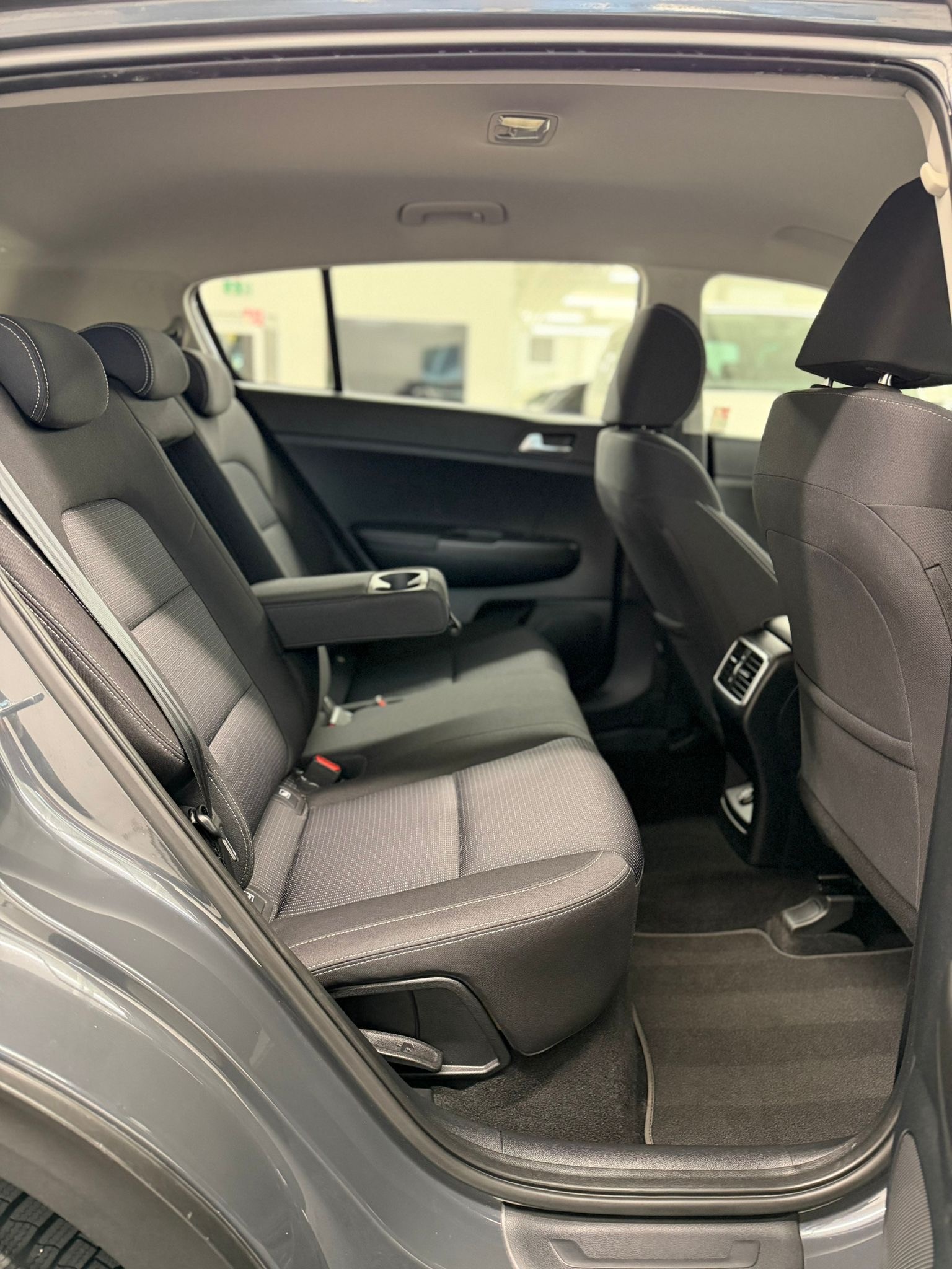 KIA Sportage 1.6CRDi Mild Hybrid Power 2020 4WD Automat-image-19