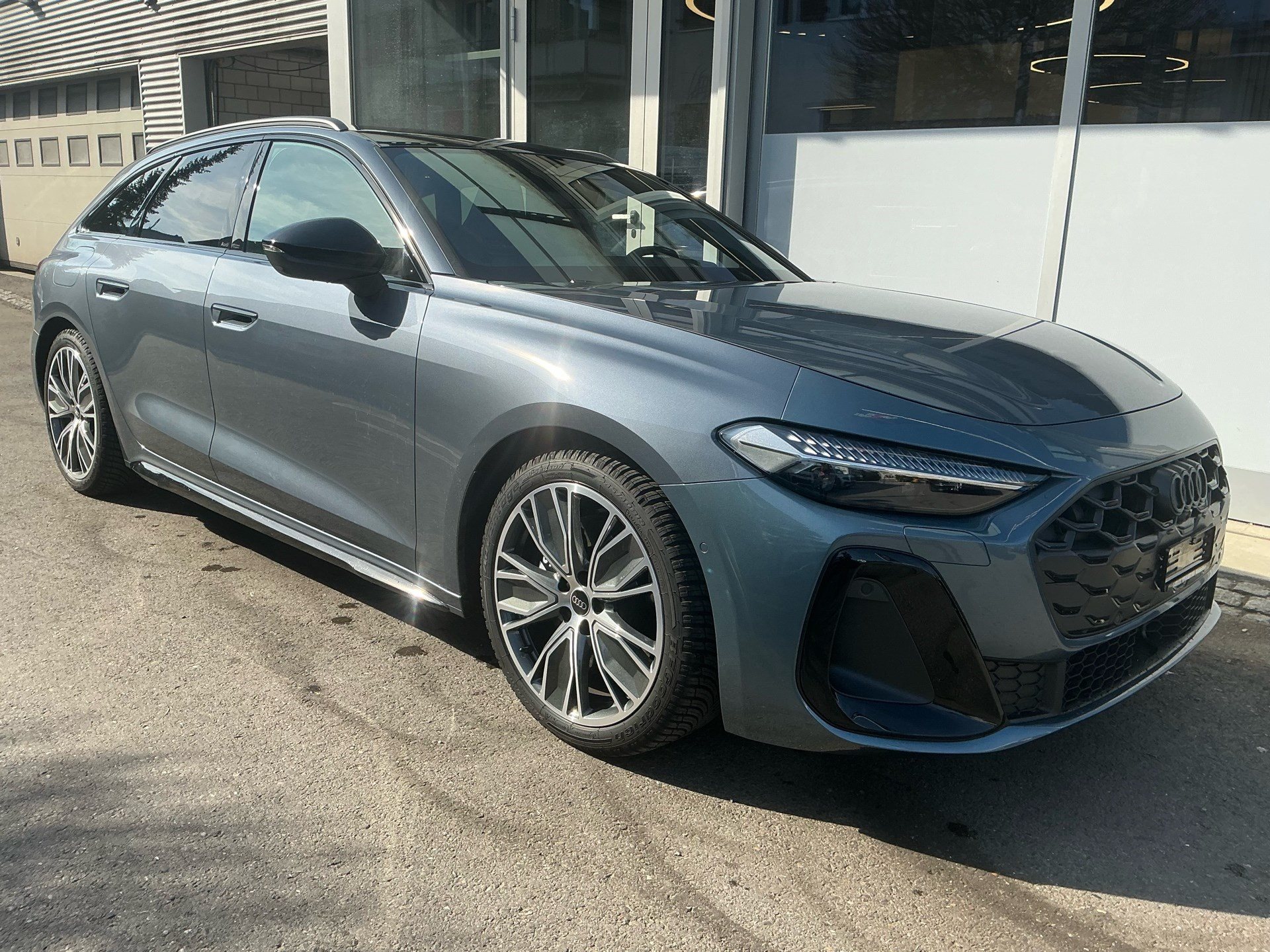 AUDI S5 Avant TFSI QUATTRO 368 PS *** PANORAMAGLASDACH & ANHÄNGEKUPPLUNG ***-showroom-element-2