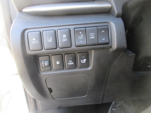 MITSUBISHI Eclipse Cross 2.4 PHEV Style 4WD-image-11