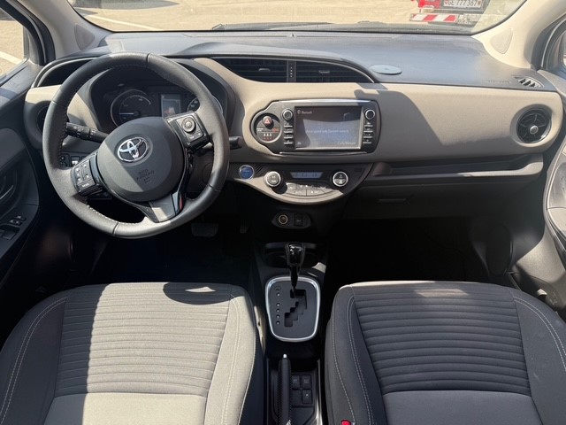 TOYOTA Yaris 1.5 VVT-i Hybrid Comfort e-CVT-image-9
