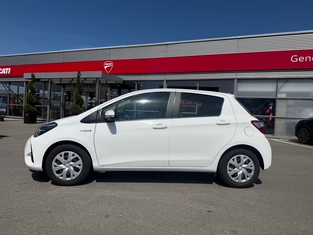 TOYOTA Yaris 1.5 VVT-i Hybrid Comfort e-CVT-image-2