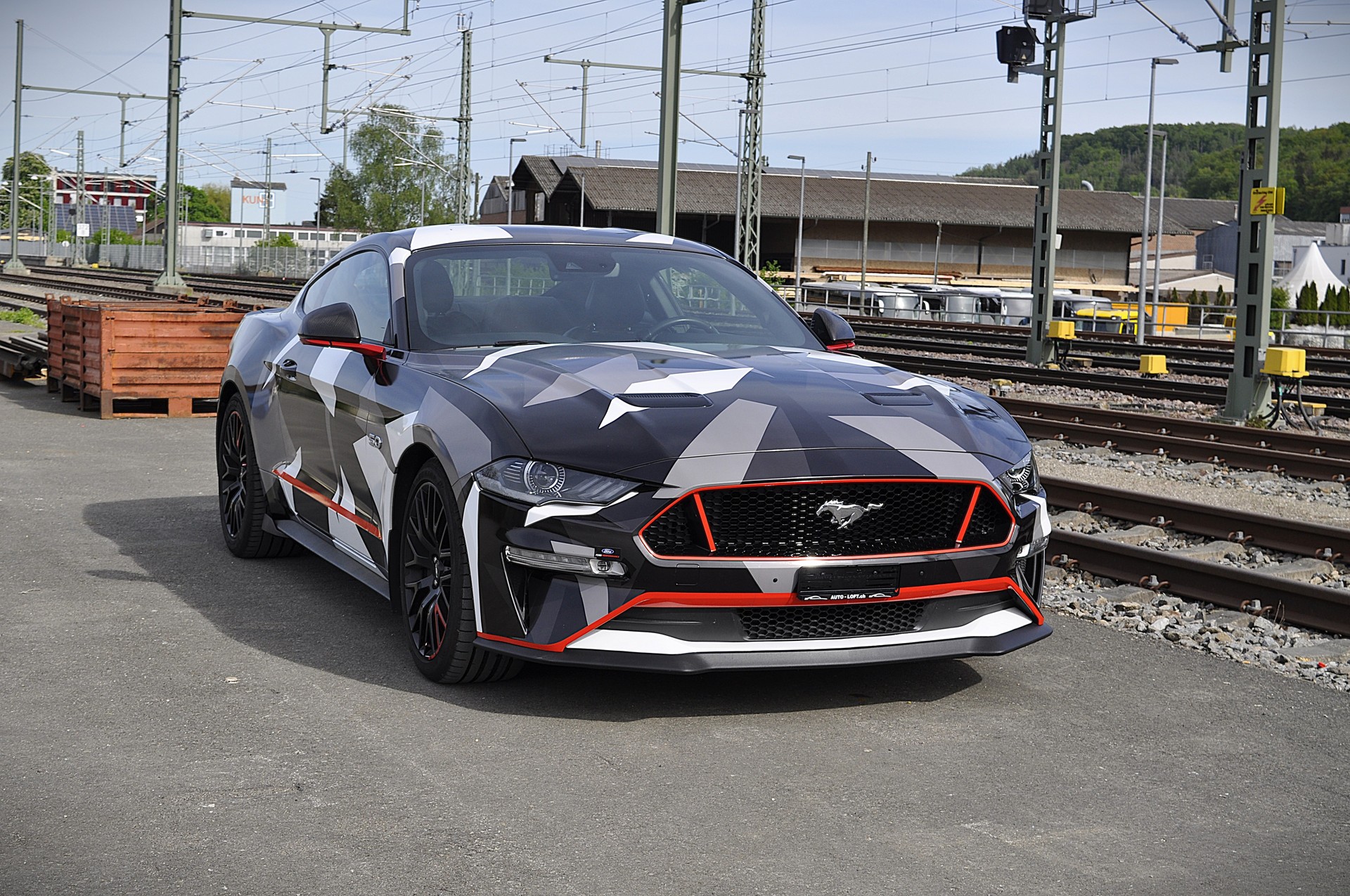 FORD Mustang Fastback 5.0 V8 GT Automat-image-4