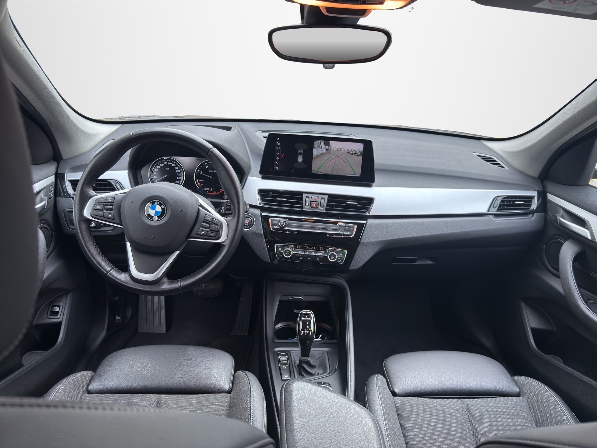 BMW X1 xDrive 18d Steptronic-image-8
