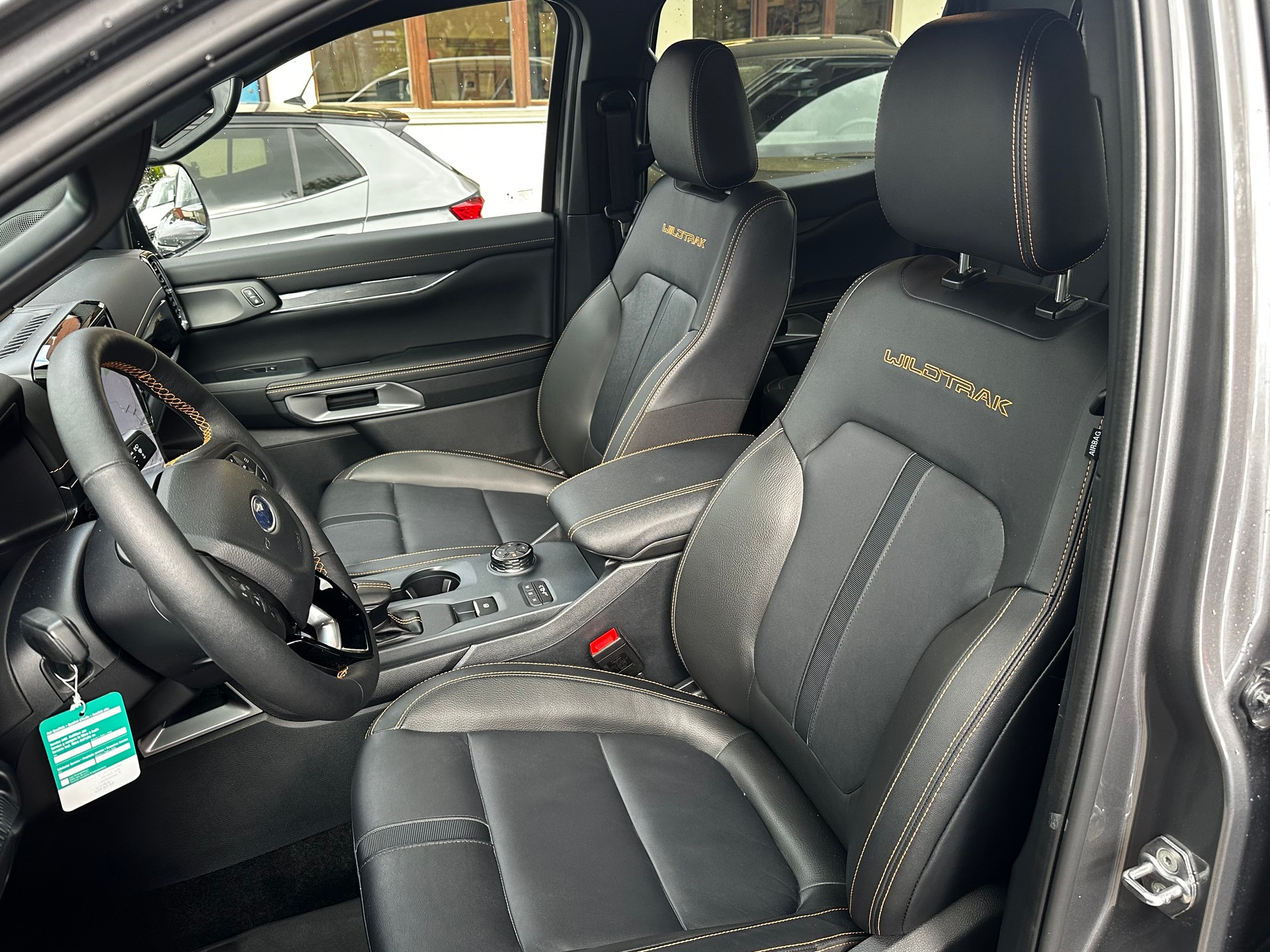 FORD Ranger Wildtrak 2.0 Eco Blue e-4WD Automat-image-6