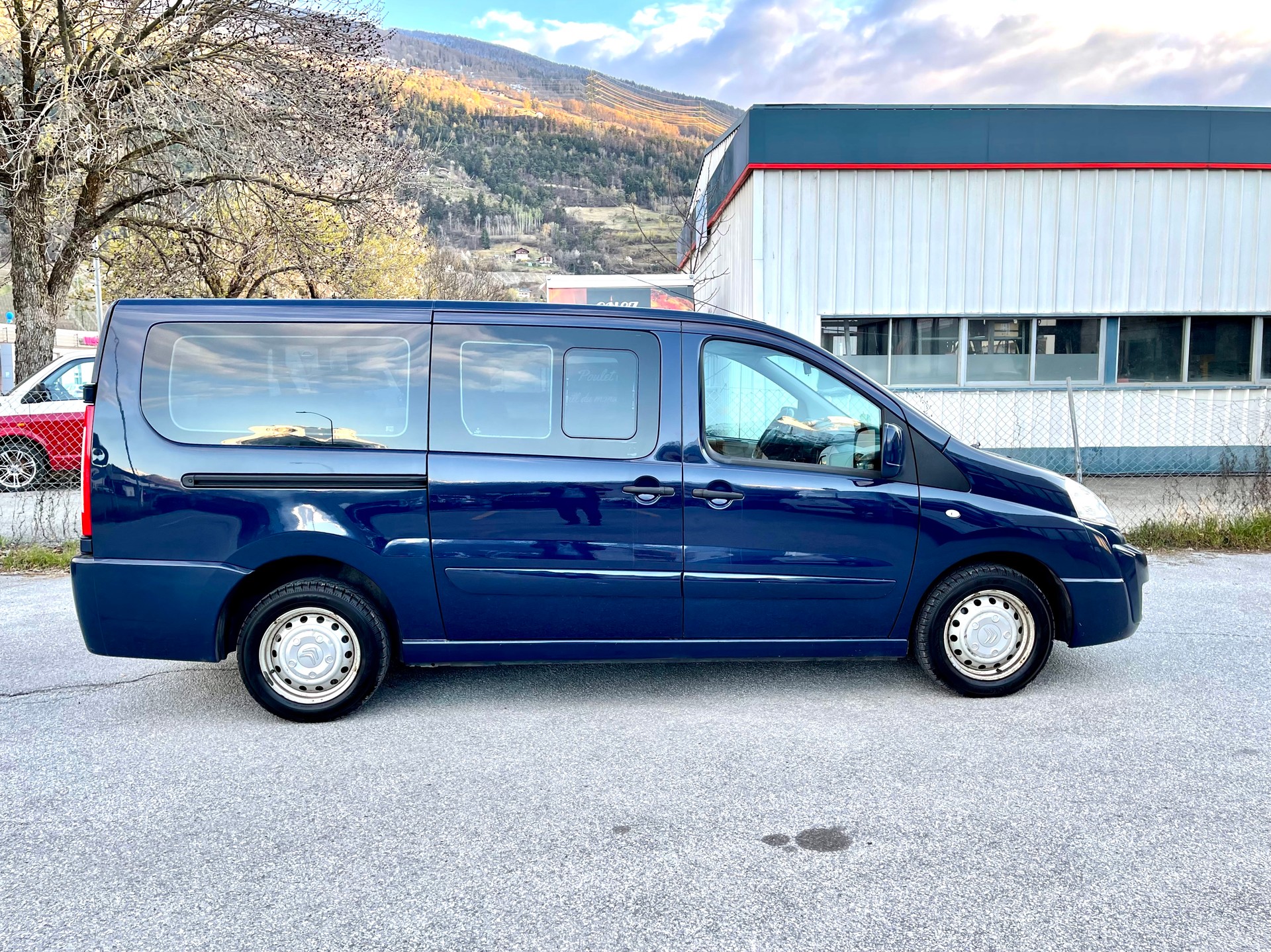 CITROEN Jumpy 2.0 HDi L2H1 Attraction-image-23