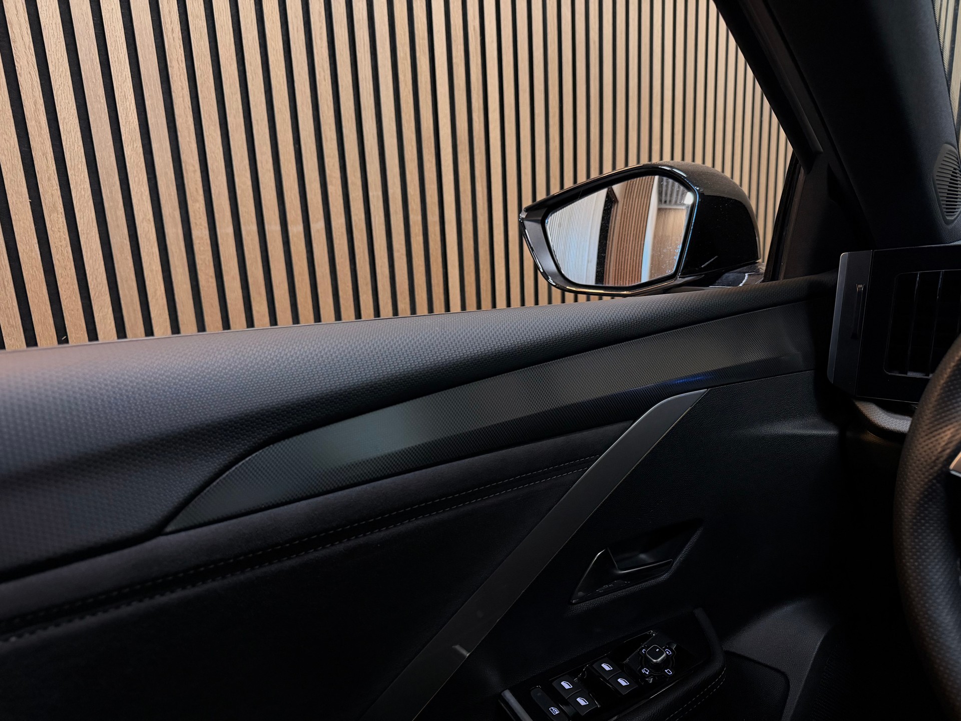 OPEL Astra Sports Tourer 1.6 PHEV Turbo GSe | CH-Fzg. | CarVertical-image-29