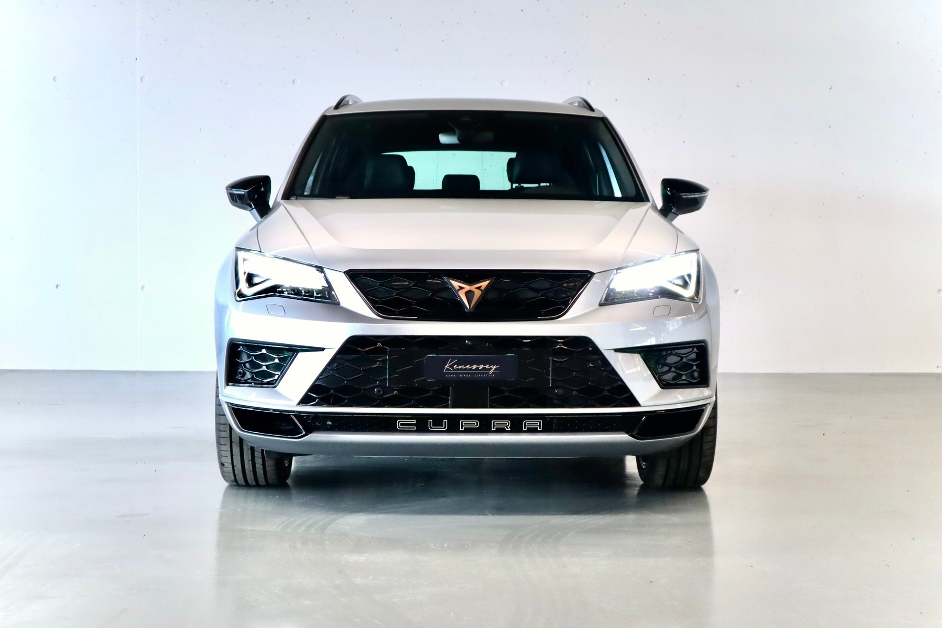 CUPRA ATECA-showroom-element-2