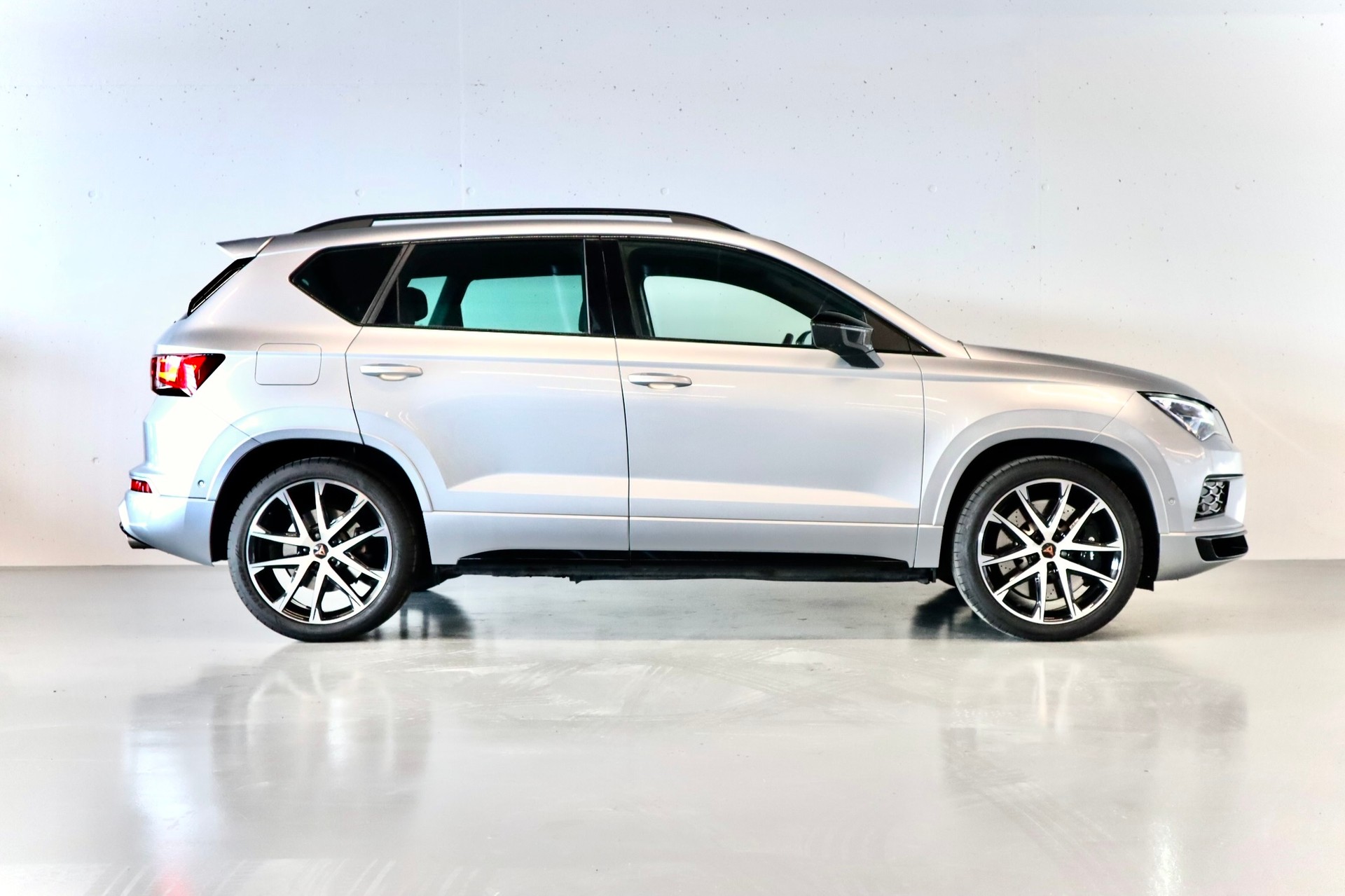 CUPRA ATECA-showroom-element-1