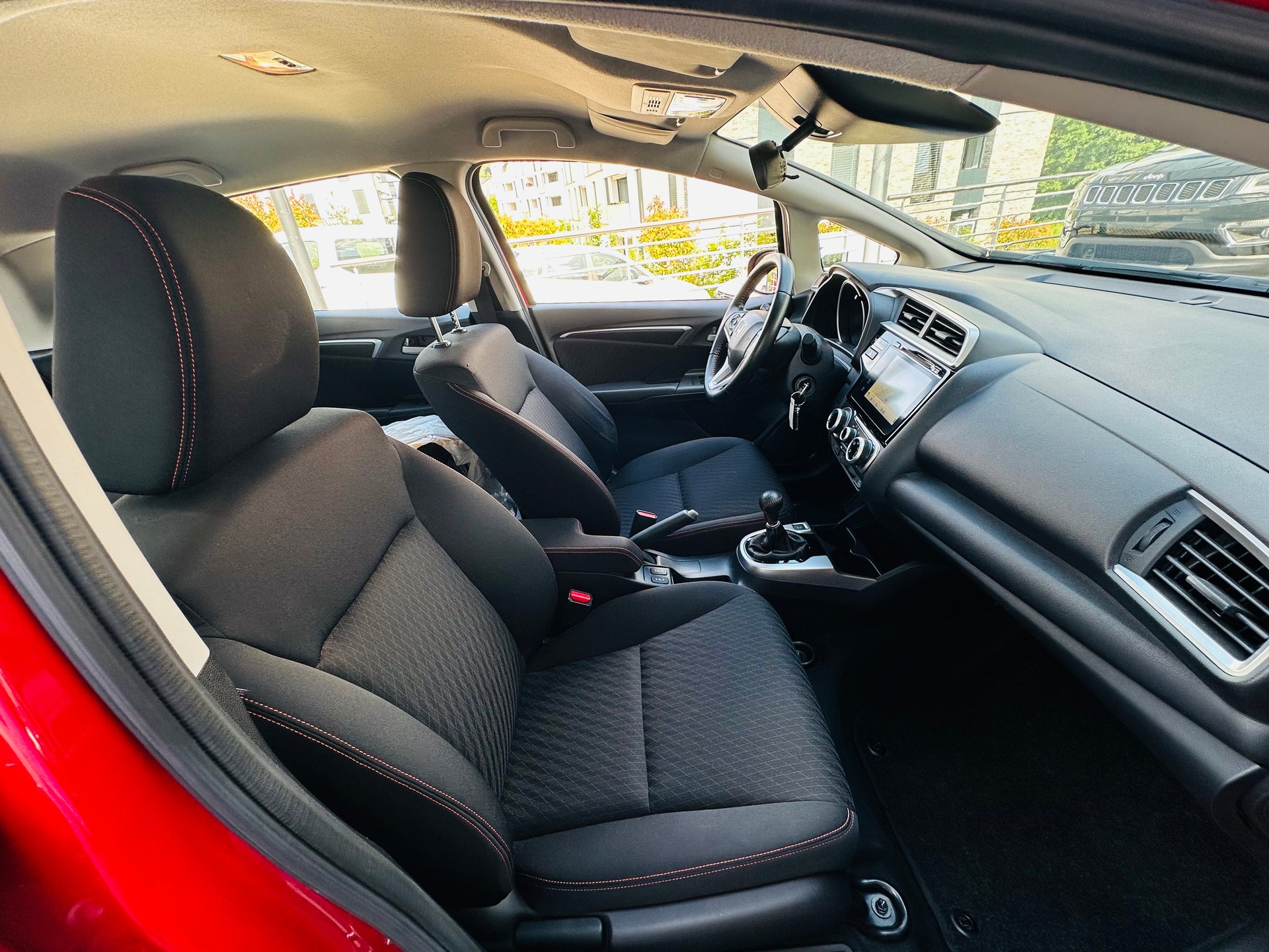 HONDA Jazz 1.5i-VTEC Dynamic-image-10