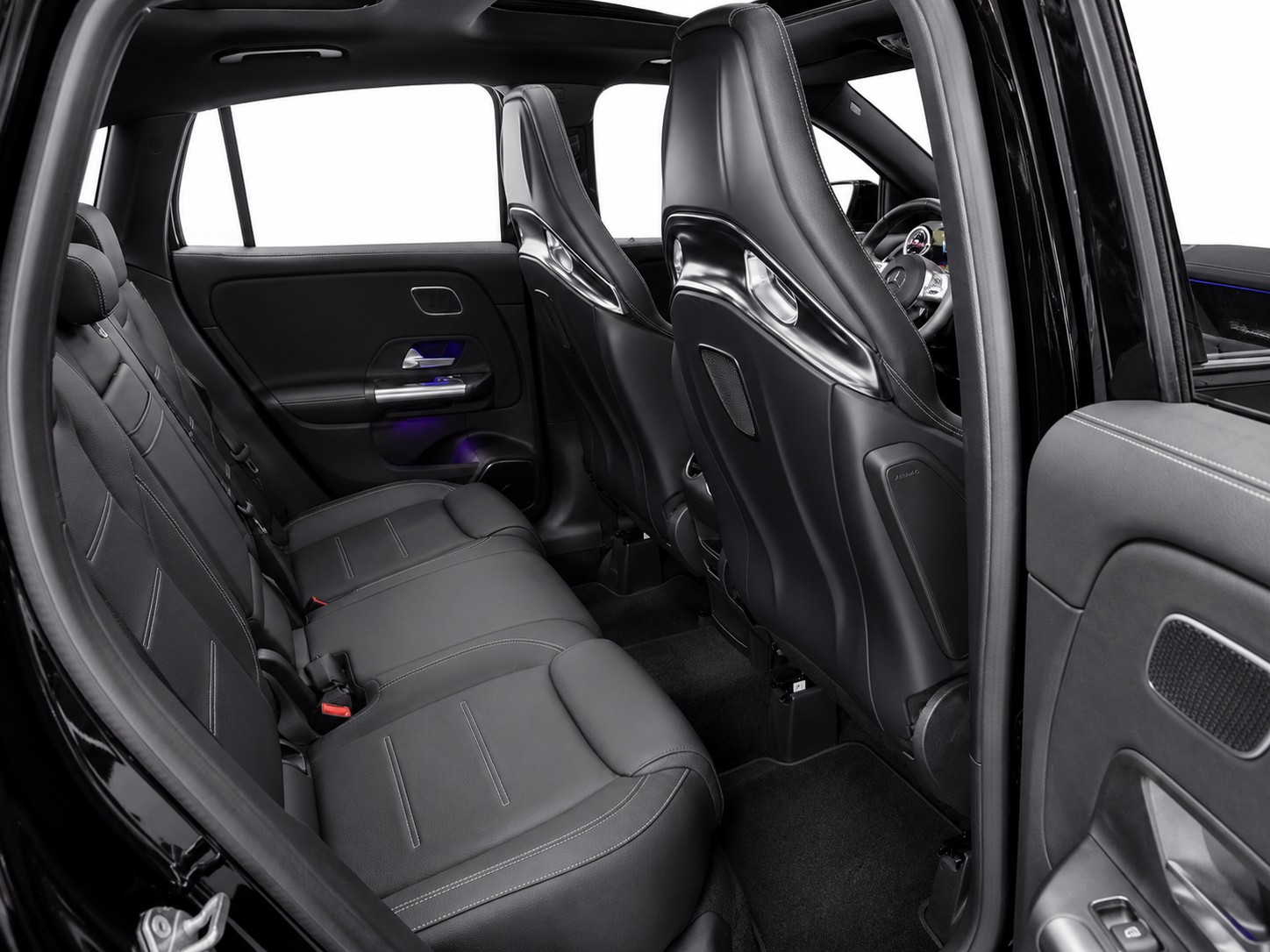 MERCEDES-BENZ GLA 45 S AMG 4matic+ Schalensitze CH Fahrzeug-image-12