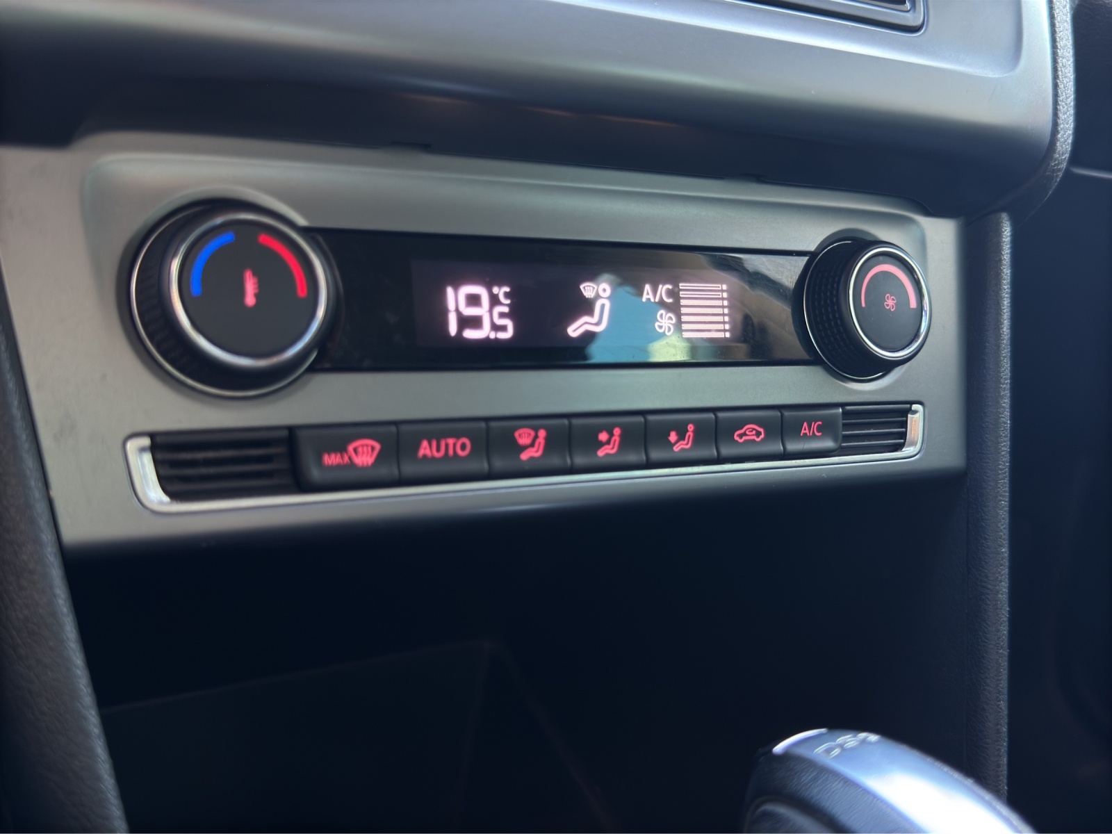 VW Polo 1.2 TSI BMT Comfortline DSG-image-17