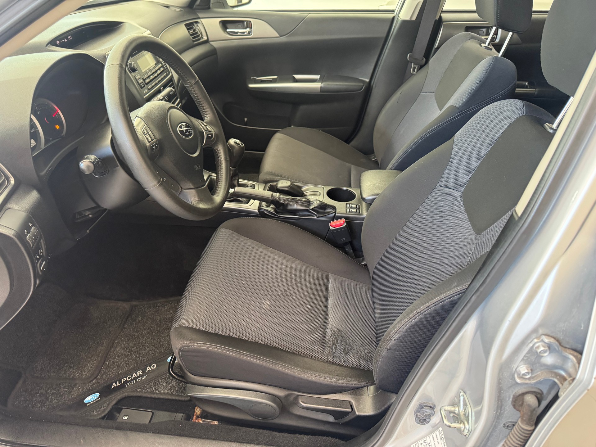 SUBARU Impreza 2.0R Swiss Special-image-10