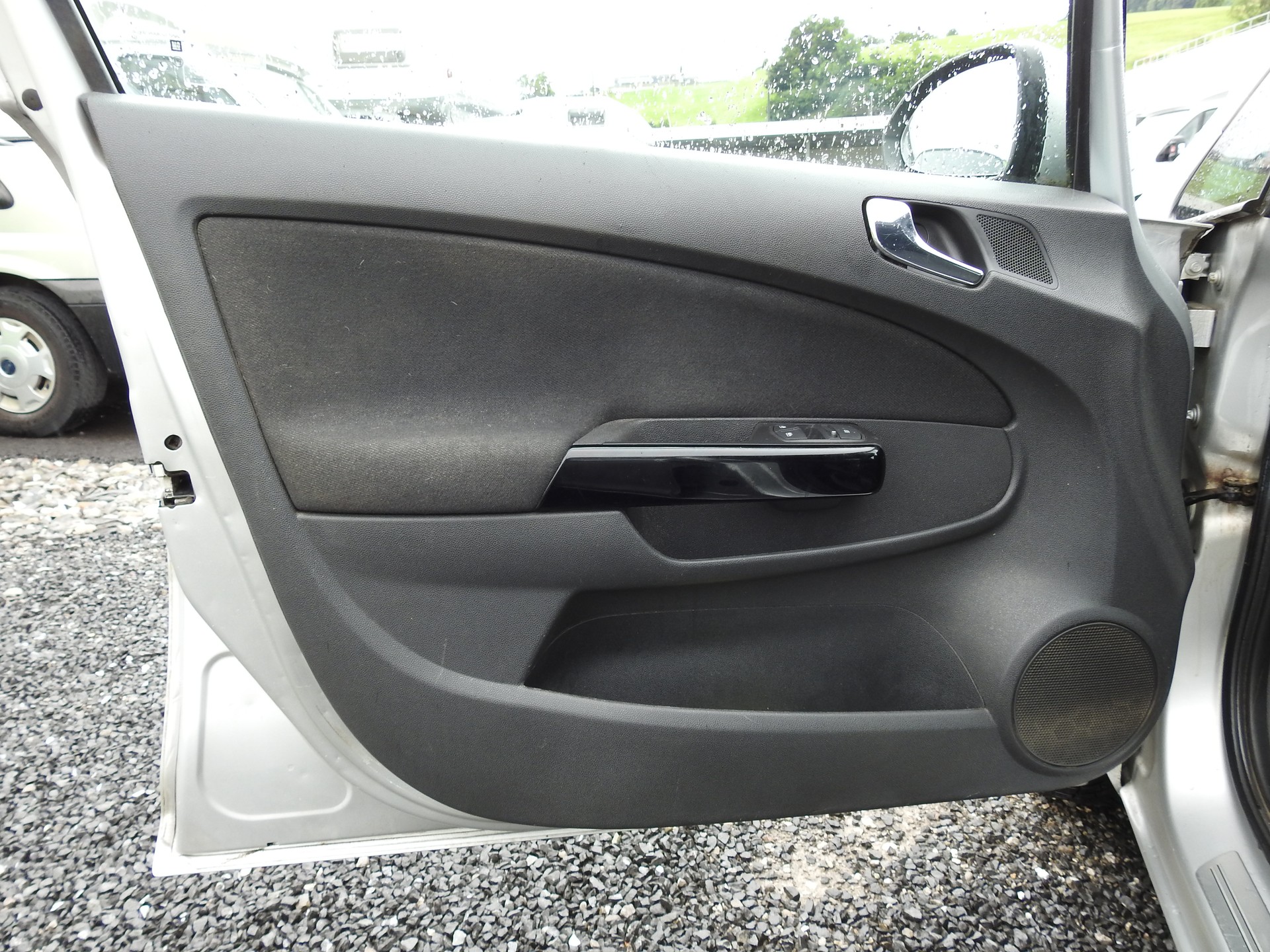 OPEL Corsa 1.4 TP Color Edition-image-8