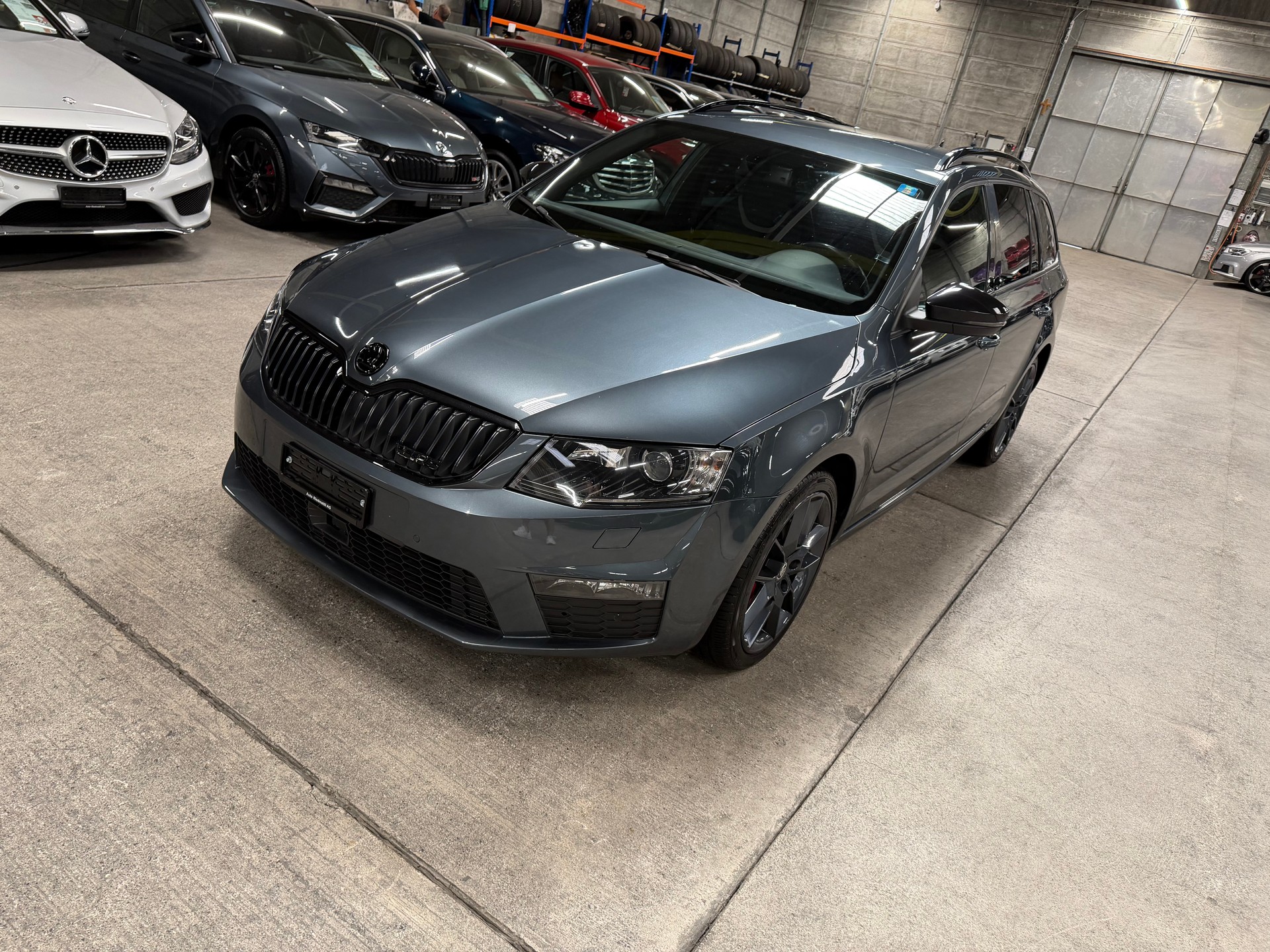 SKODA Octavia Combi 2.0 TSI RS DSG-image-7