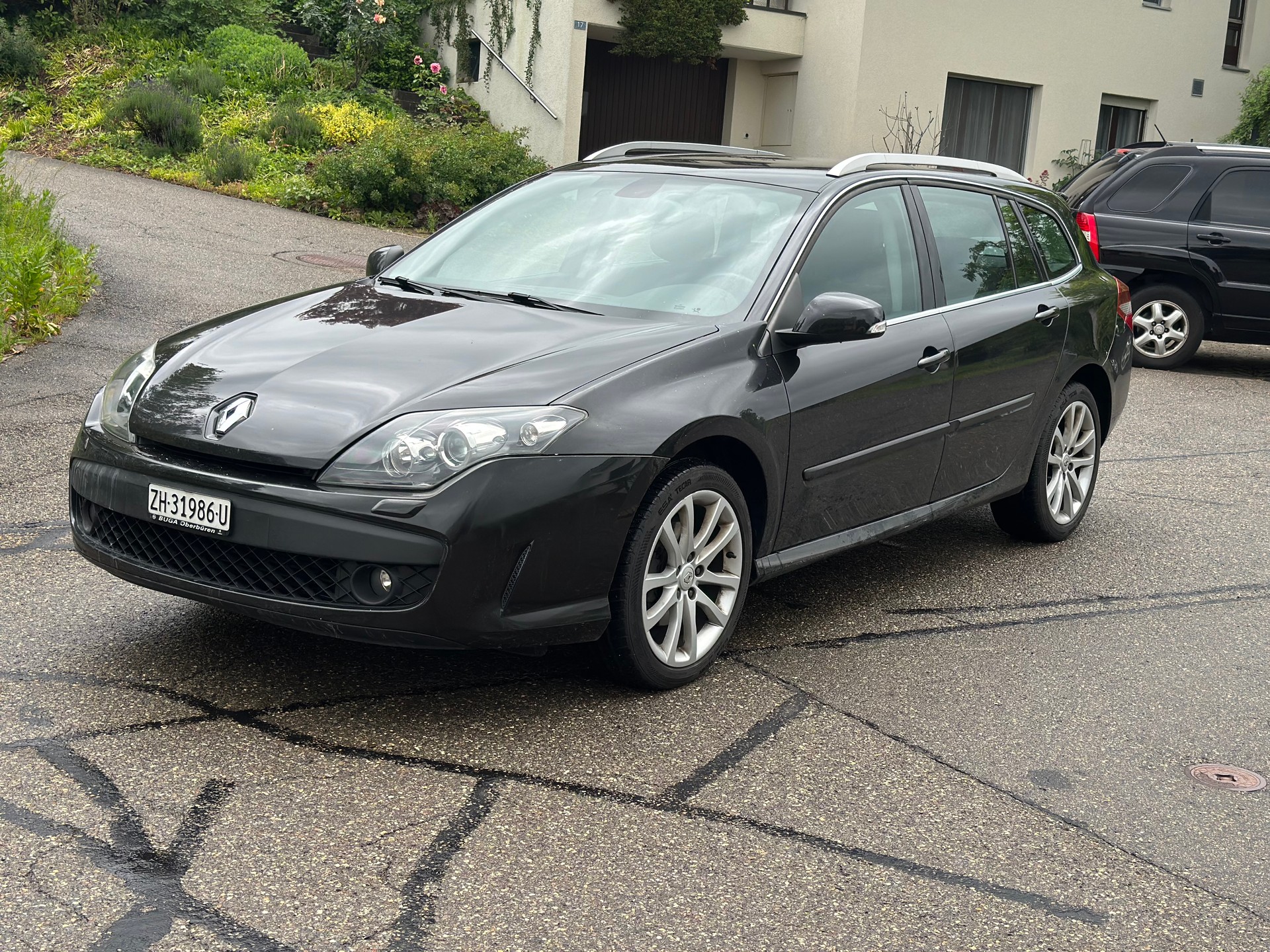 RENAULT Laguna Grandtour 2.0 16V T Initiale Automatic