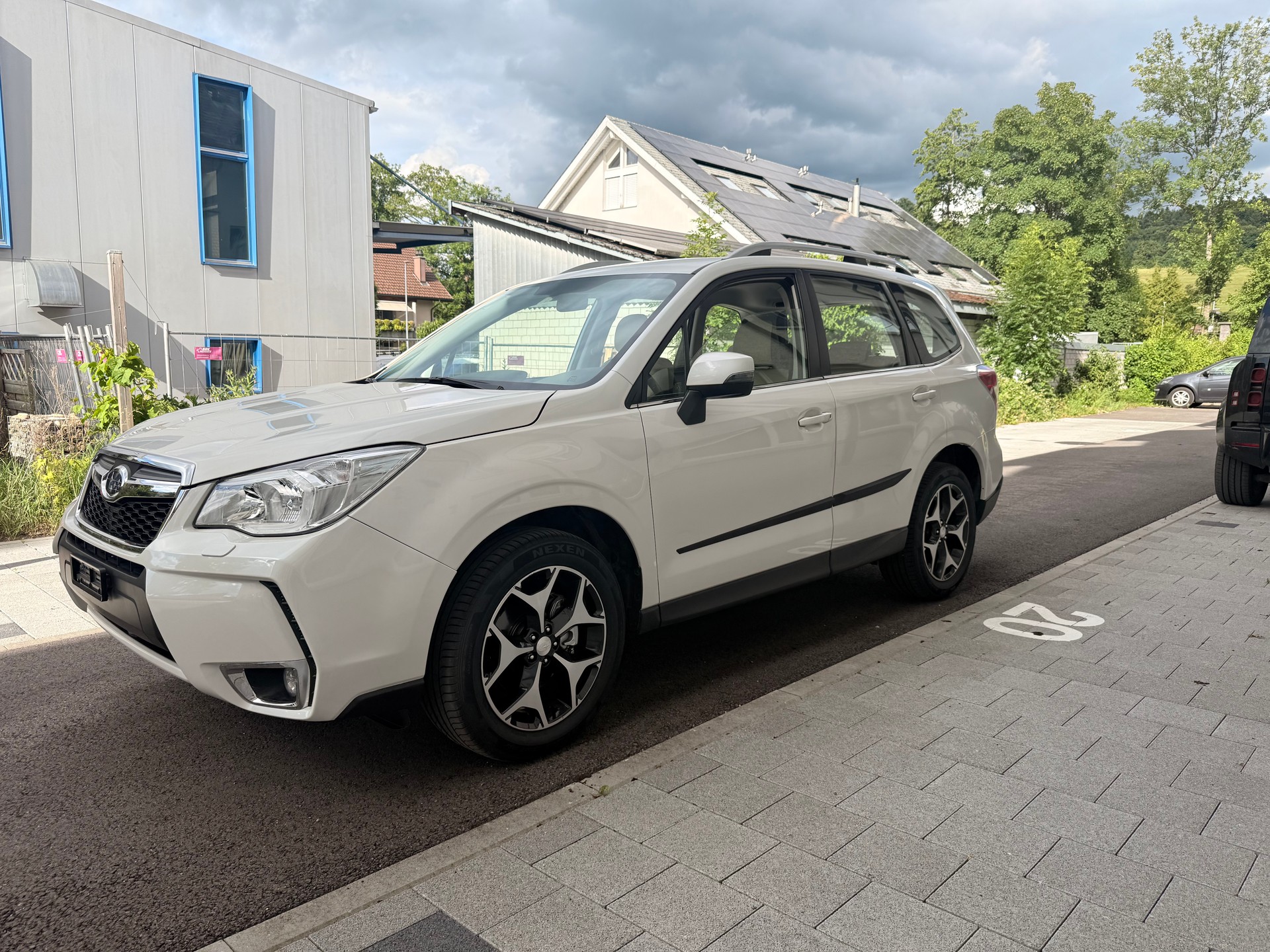SUBARU Forester 2.0XT Luxury Lineartronic-image-7