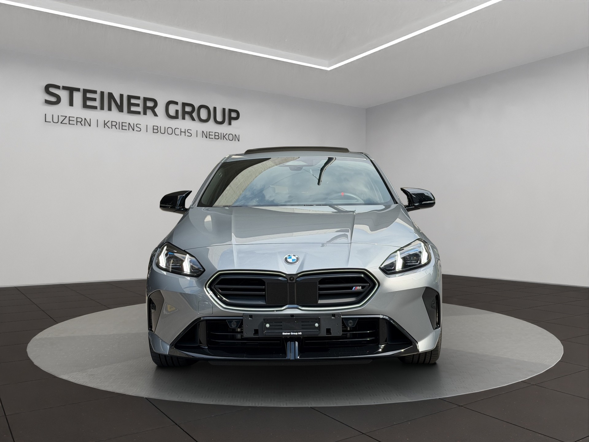 BMW M135 xDrive M Sport Pro-showroom-element-1