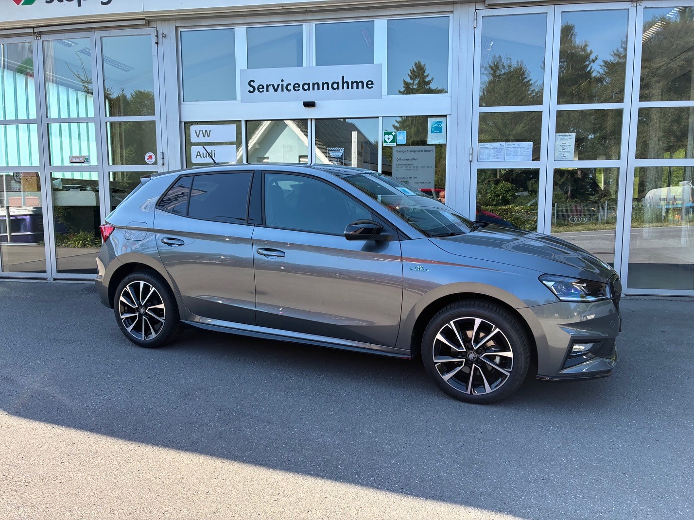 SKODA Fabia 1.0 TSI Monte Carlo DSG-showroom-element-3