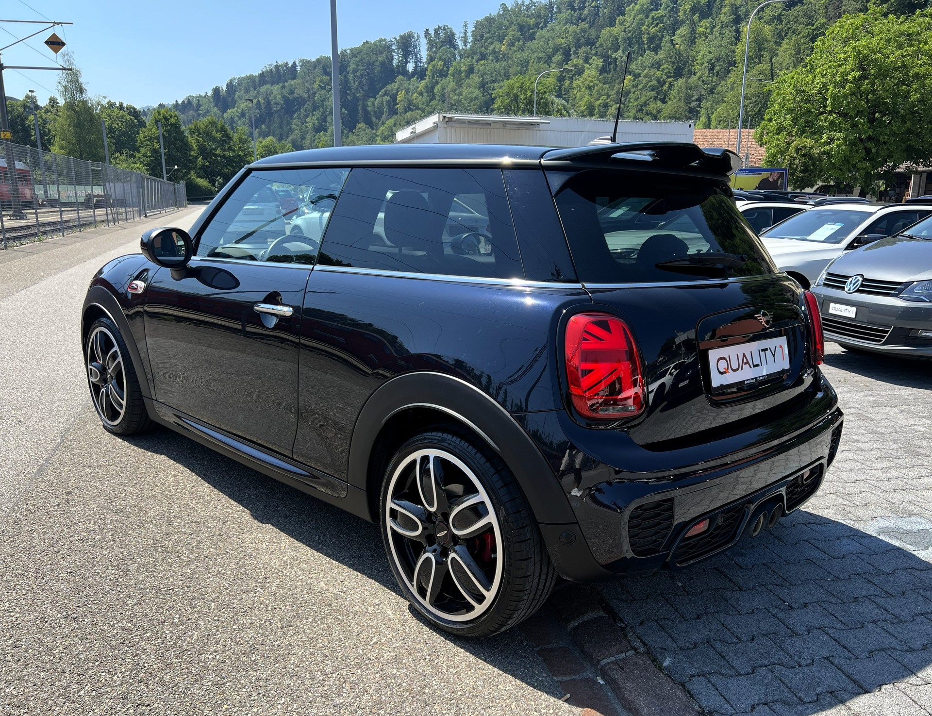 MINI Cooper John Cooper Works Steptronic-showroom-element-2