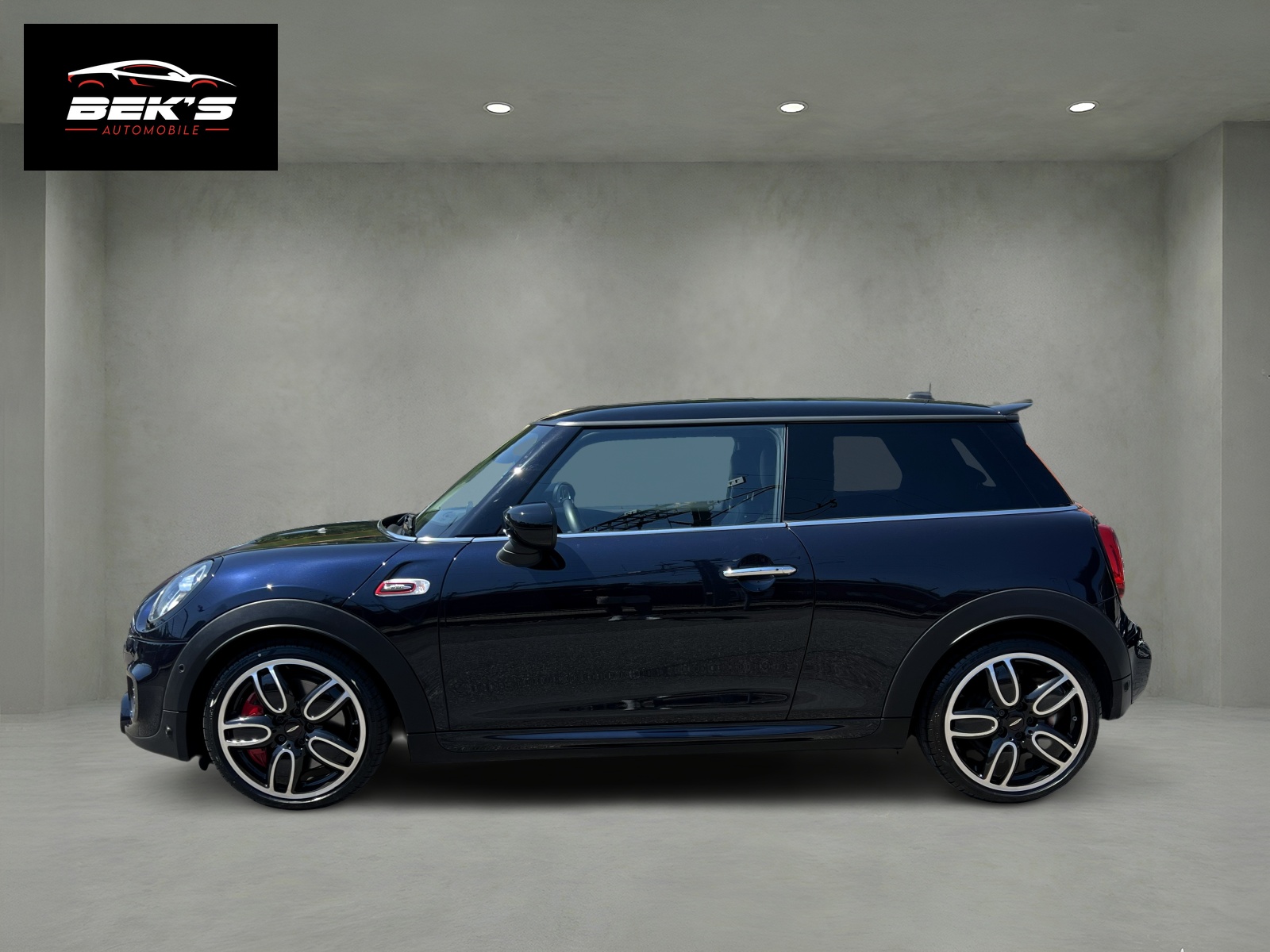 MINI Cooper John Cooper Works Steptronic-showroom-element-1