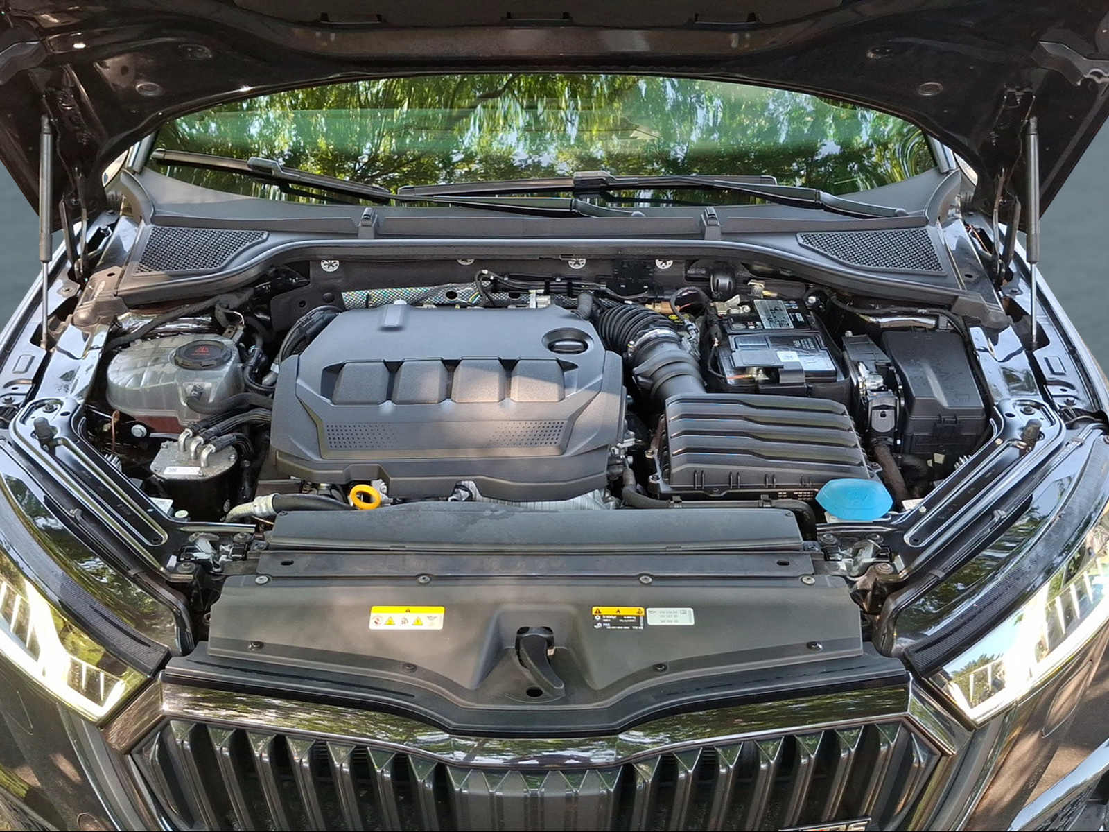 SKODA Octavia Combi 2.0 TDI DSG RS 4x4-image-13