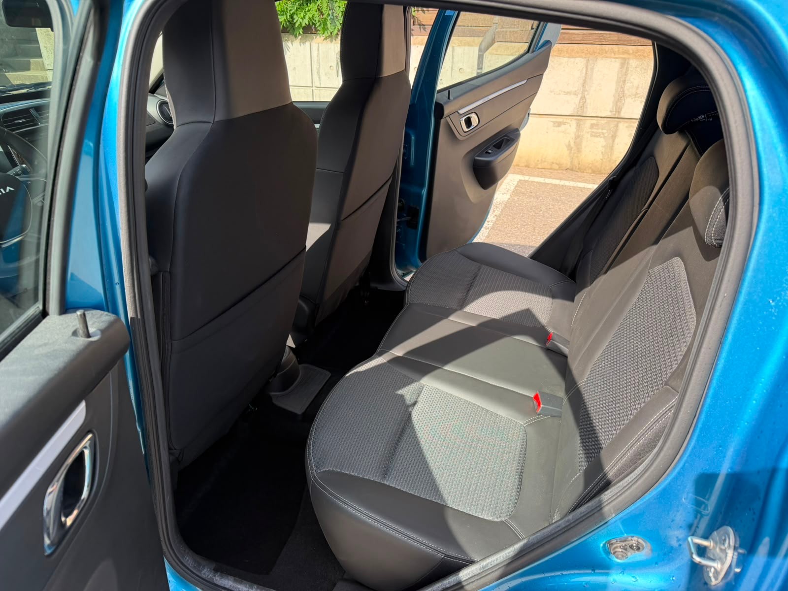 DACIA Spring 27 kWh Expression-image-8