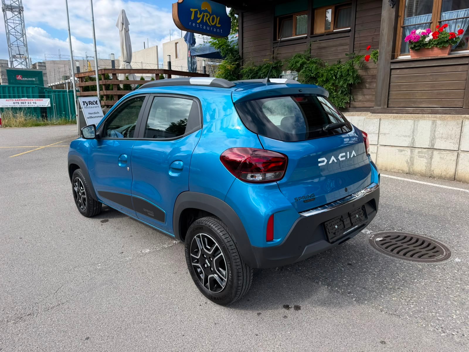 DACIA Spring 27 kWh Expression-showroom-element-2