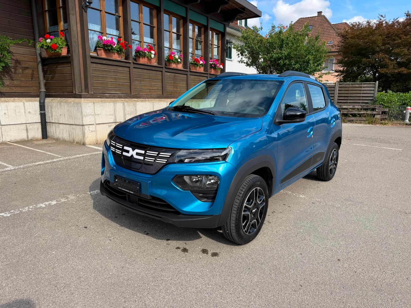 DACIA Spring 27 kWh Expression-showroom-element-1