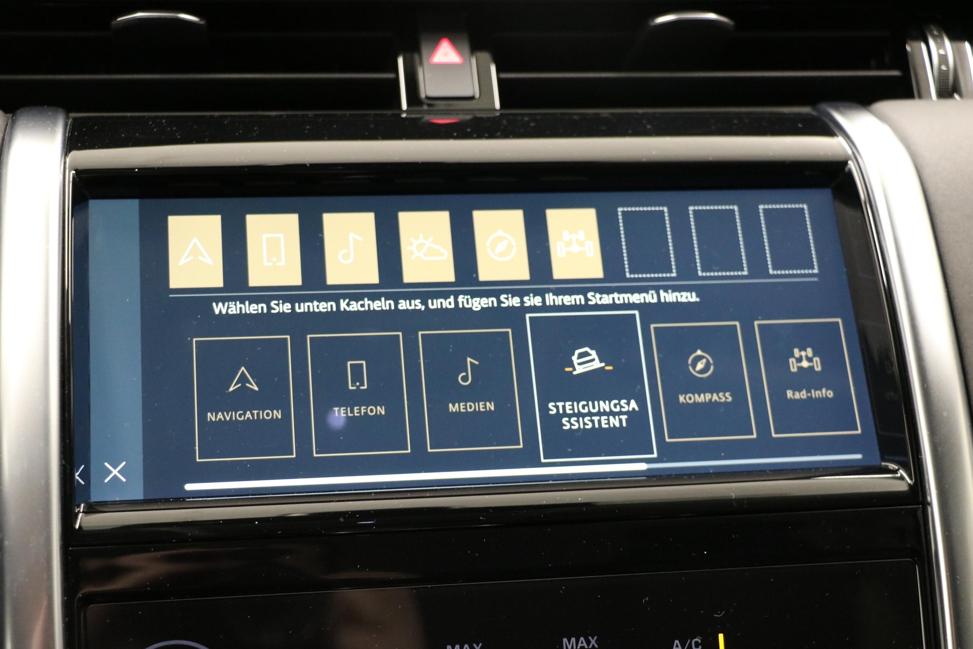 LAND ROVER Discovery Sport 2.0 SD4 200 SE-image-17