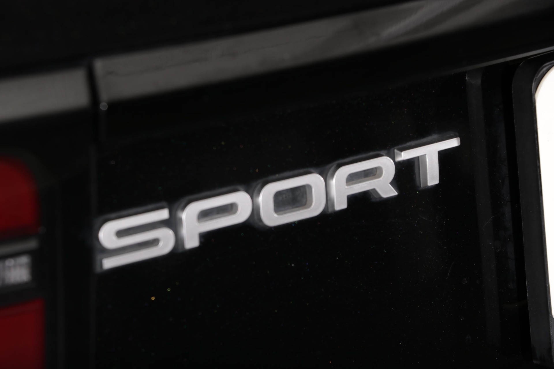 LAND ROVER Discovery Sport 2.0 SD4 200 SE-image-25