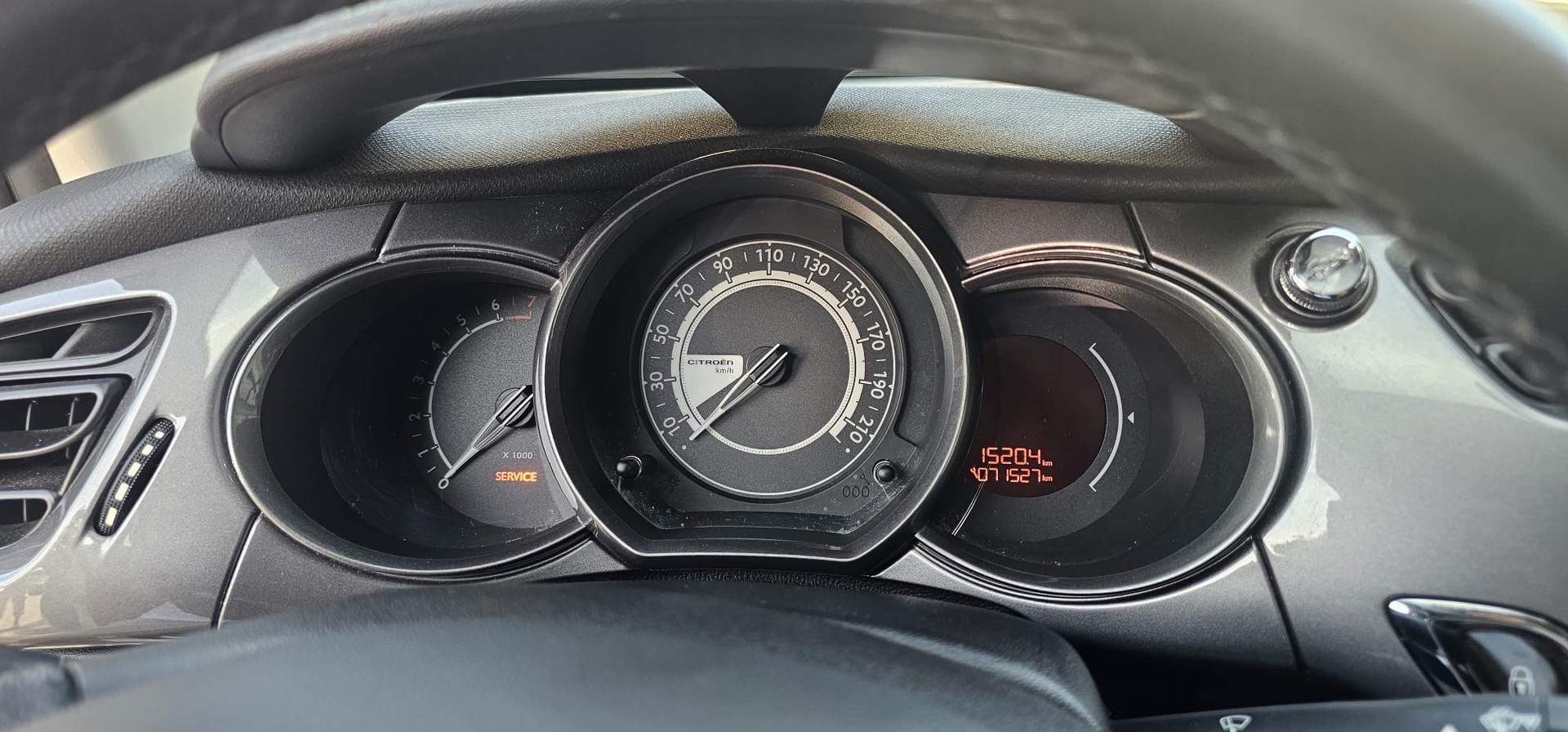 CITROEN C3 1.2i Exclusive-image-10